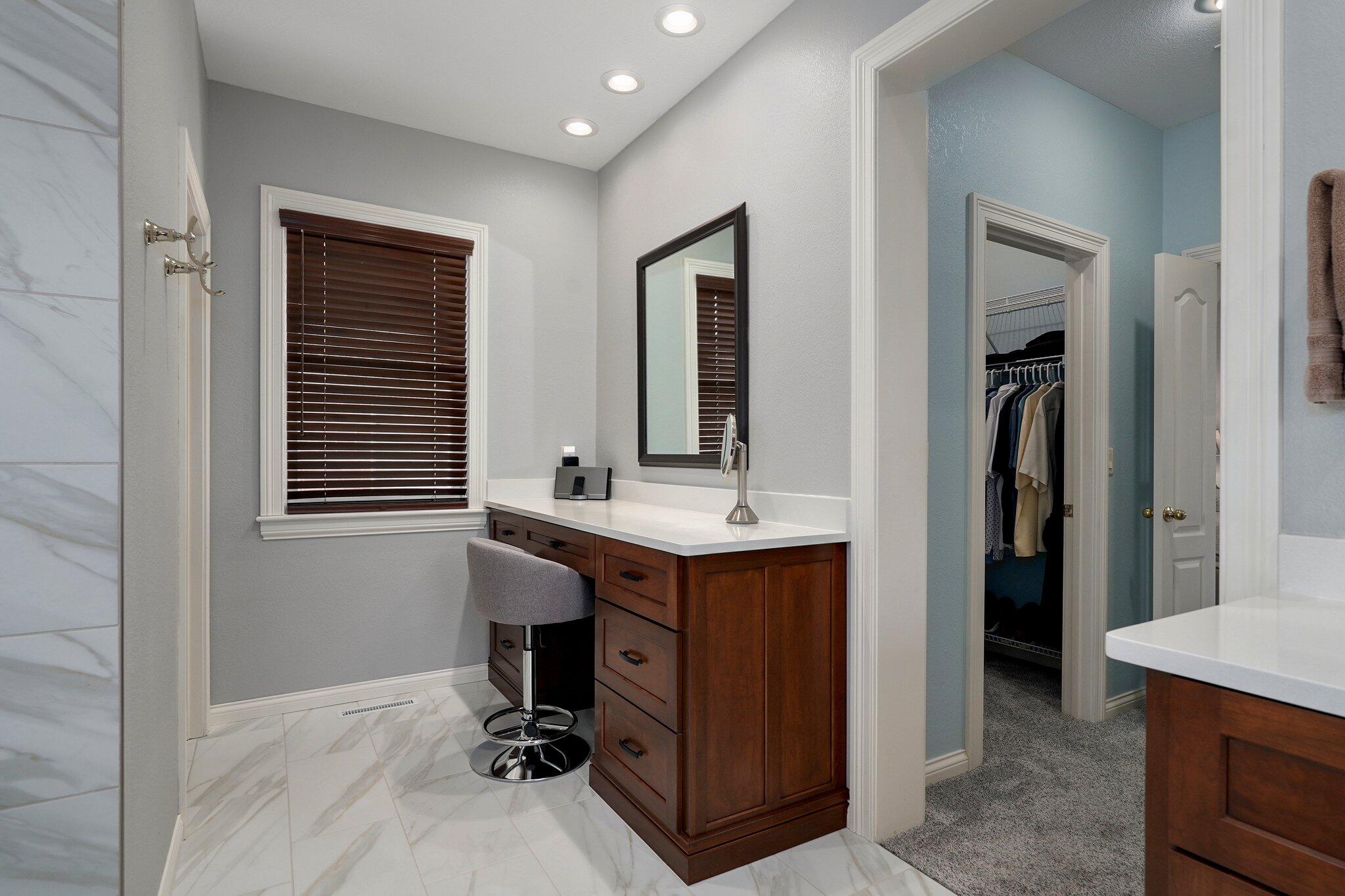 4210 Greenbriar Drive Property Photo 31