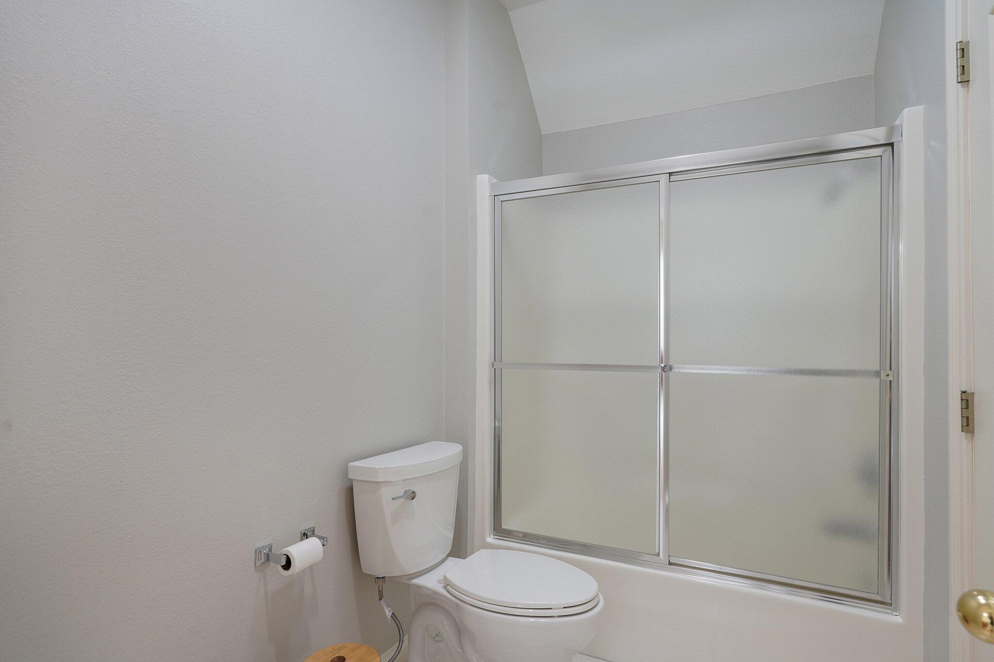 4210 Greenbriar Drive Property Photo 38