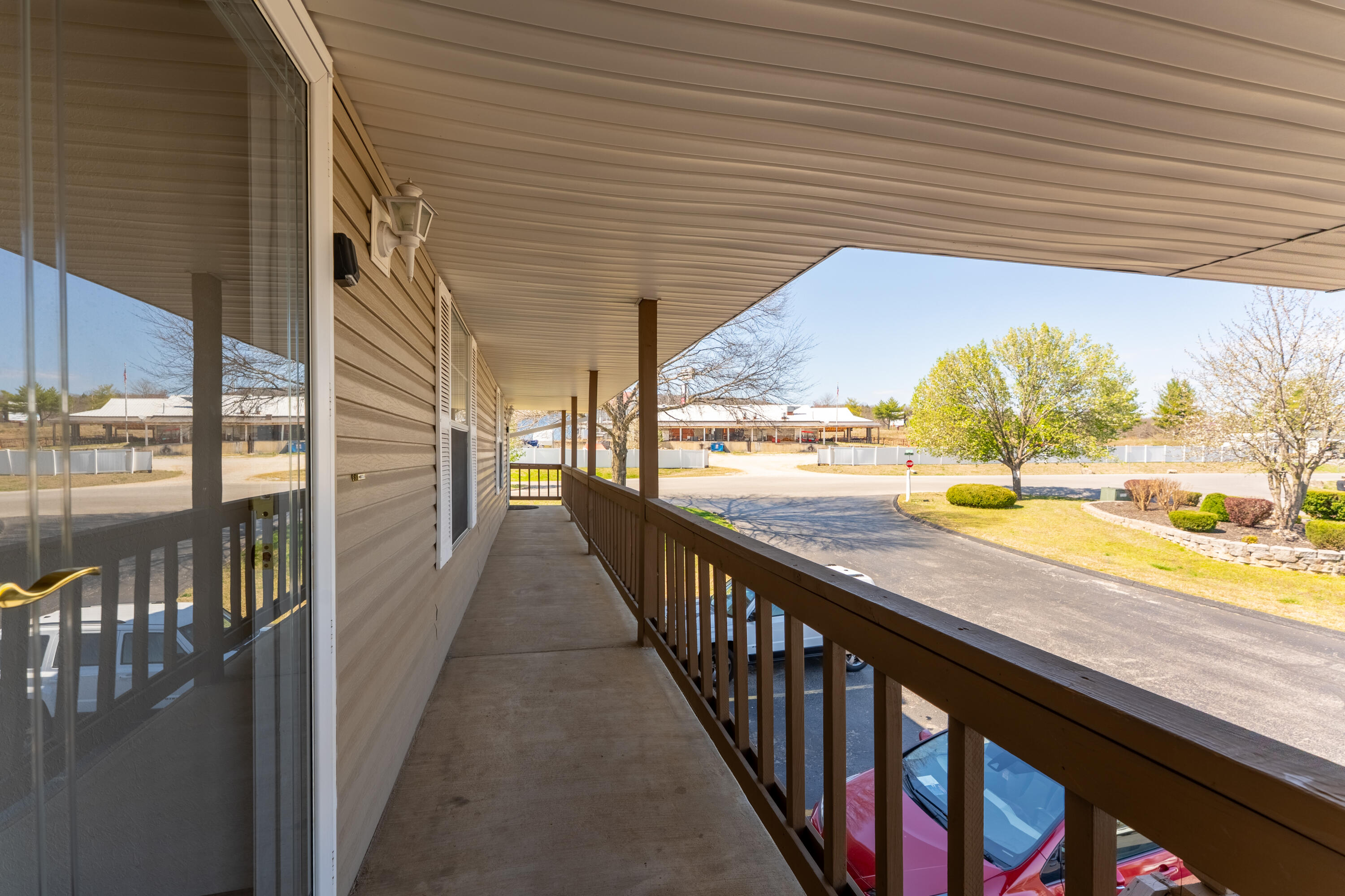 1 Memory Lane Property Photo 8
