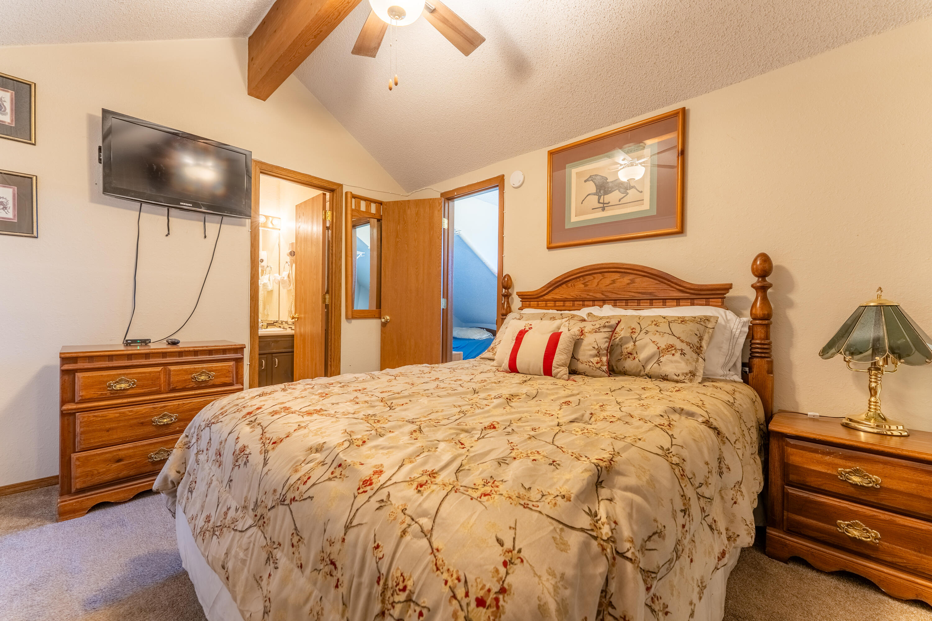 1 Memory Lane Property Photo 20