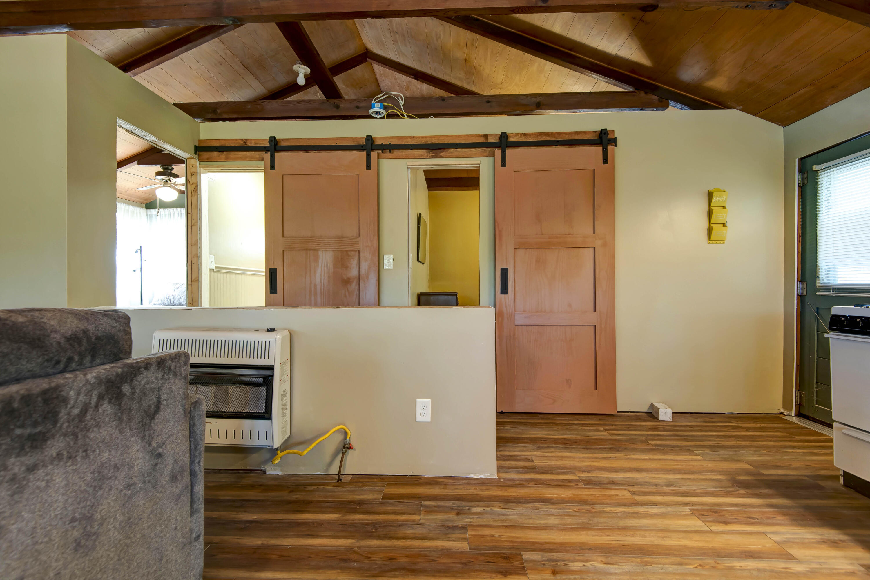 201 Laurel Lane Property Photo 16