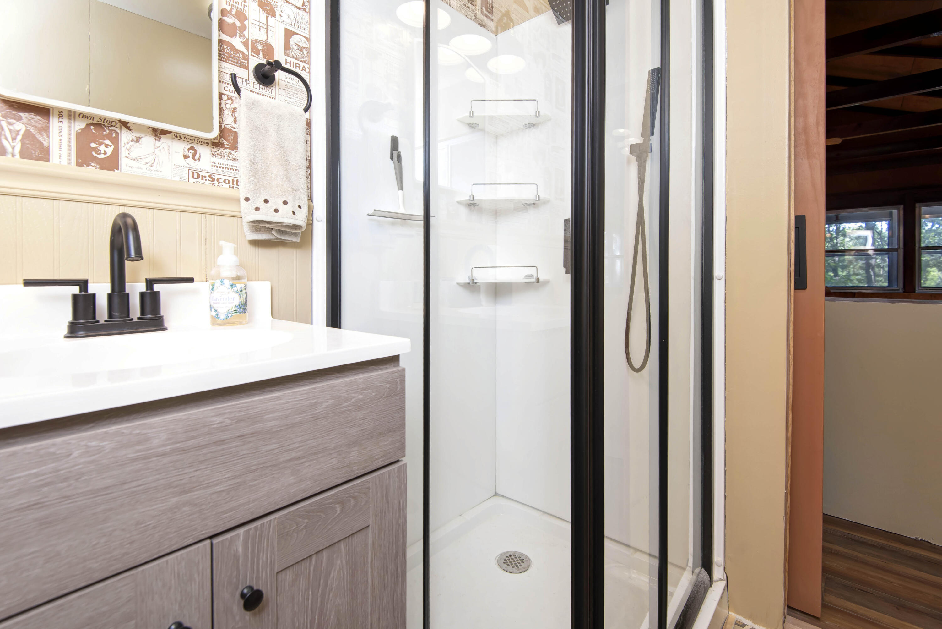 201 Laurel Lane Property Photo 20