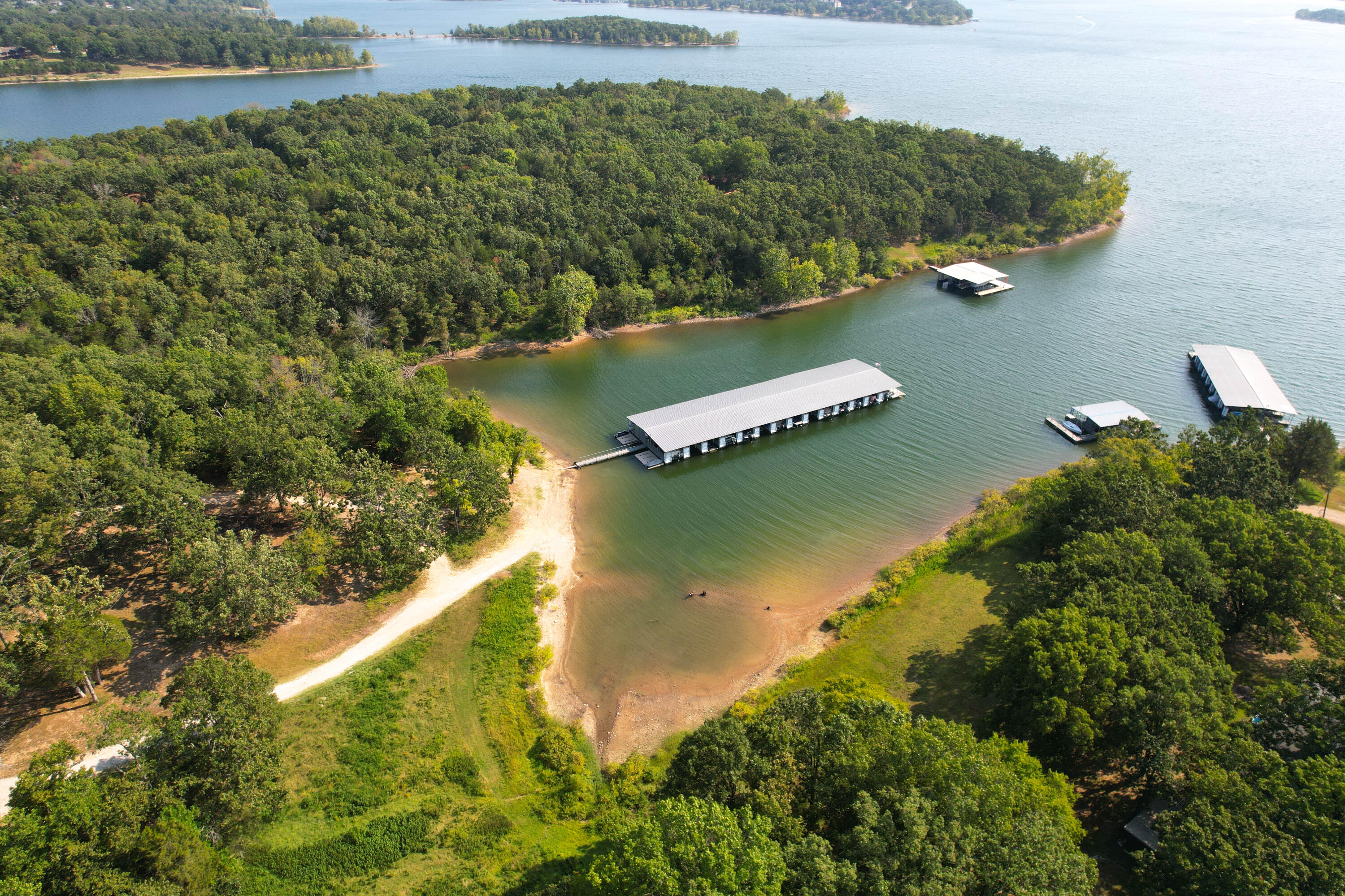 201 Laurel Lane Property Photo 36