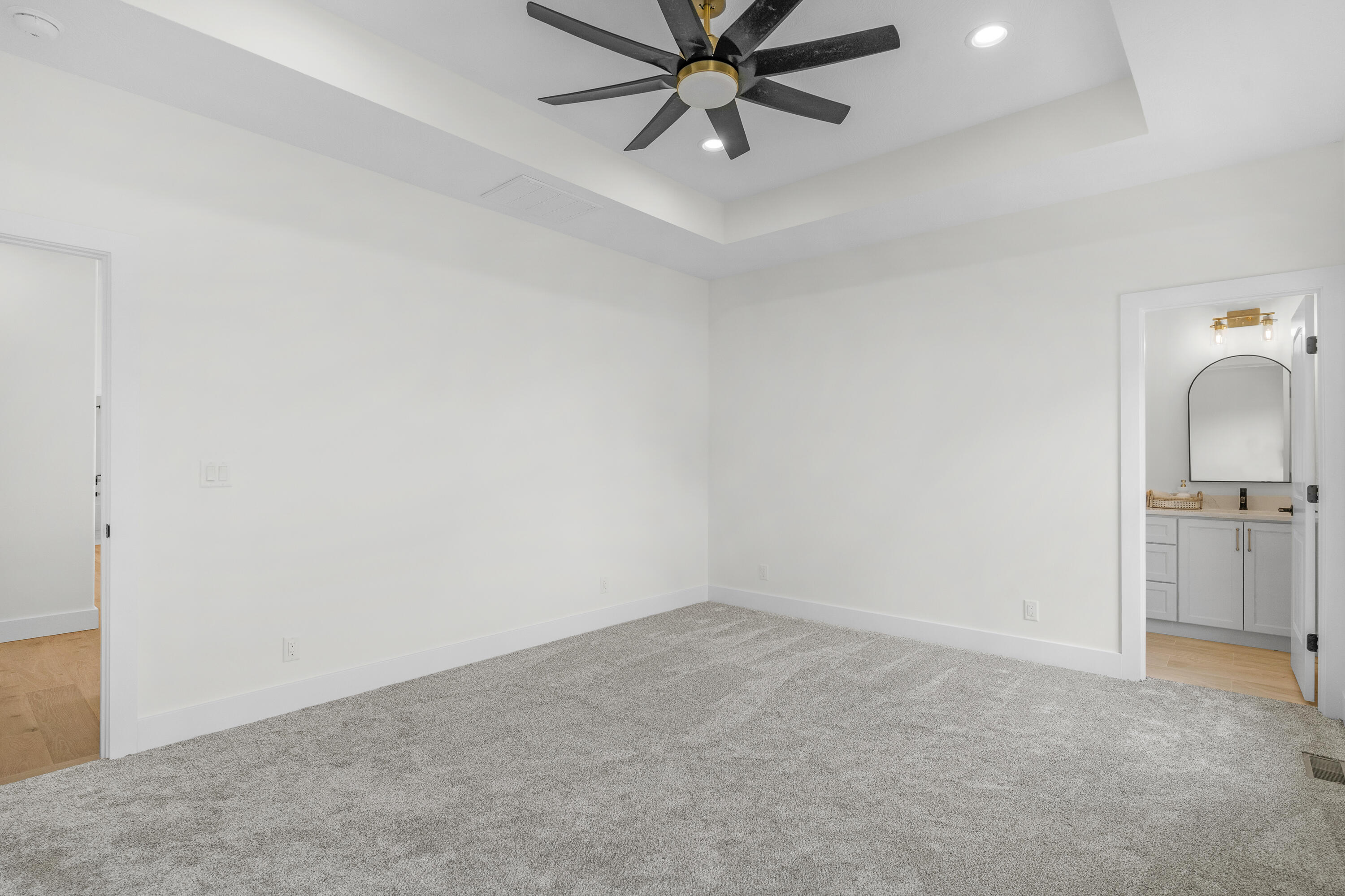 1293 West Gaslight Drive Property Photo 25