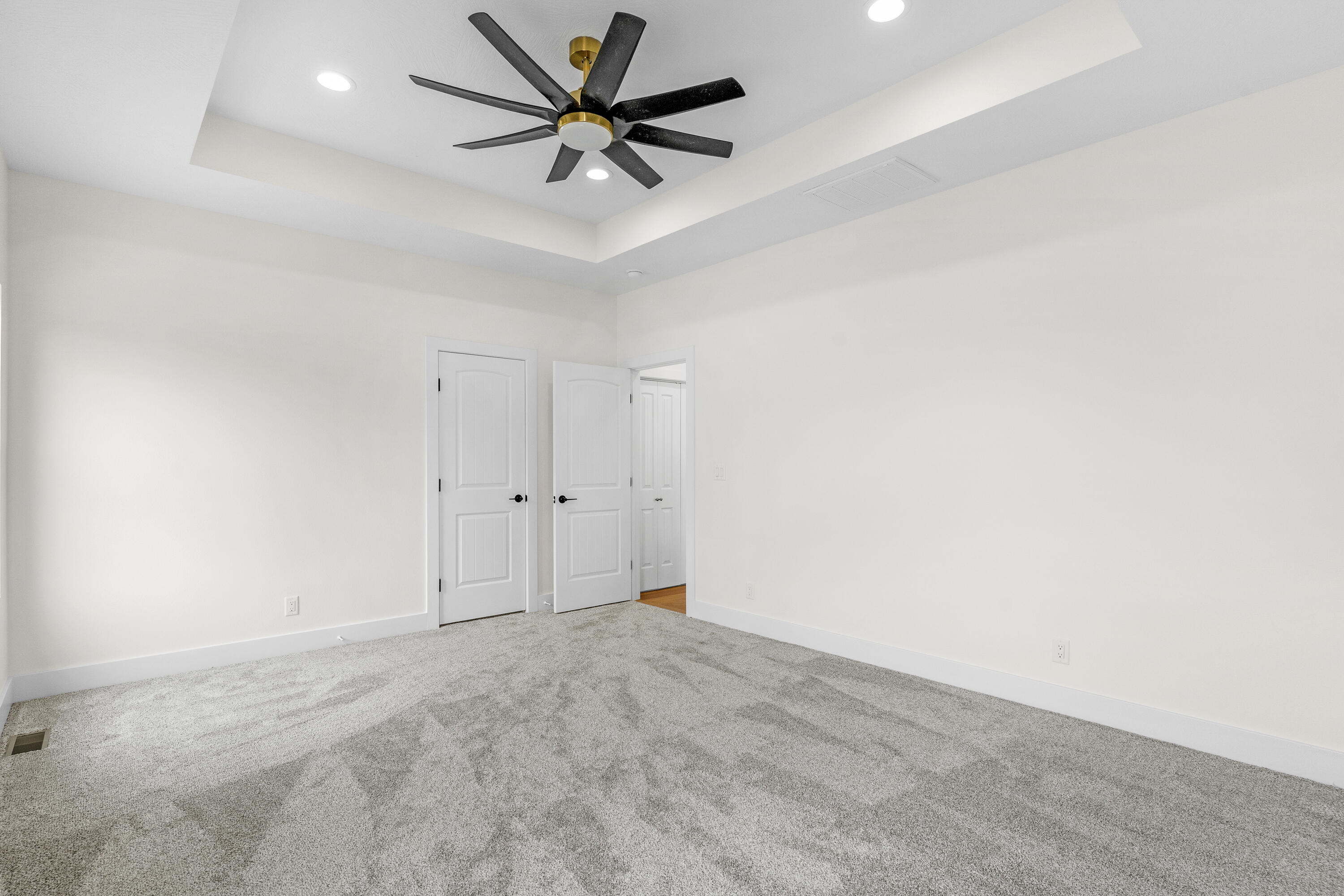 1293 West Gaslight Drive Property Photo 26