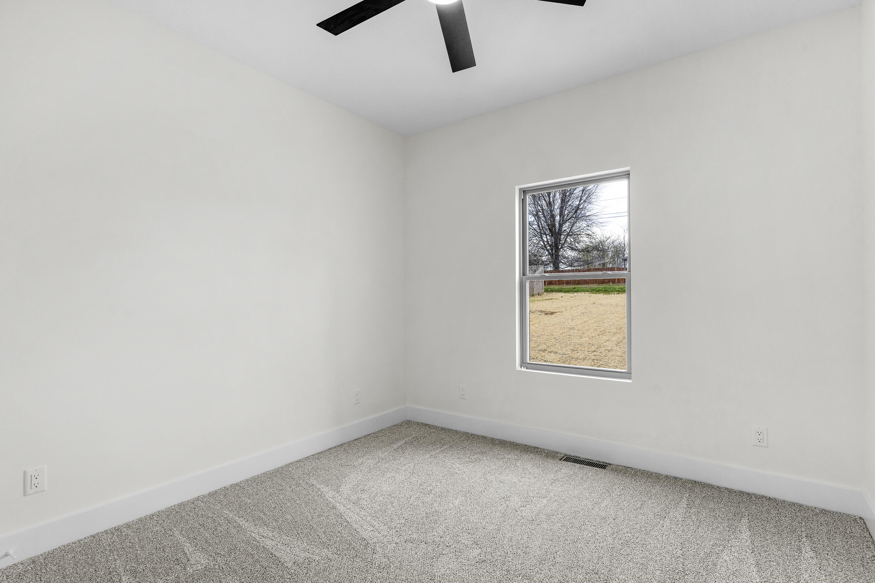 1293 West Gaslight Drive Property Photo 35