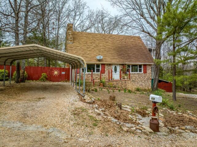 219 Bay Shore Drive Property Photo 3