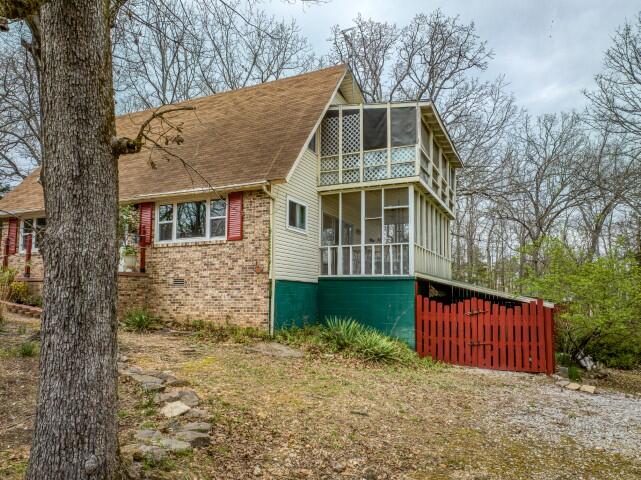 219 Bay Shore Drive Property Photo 5