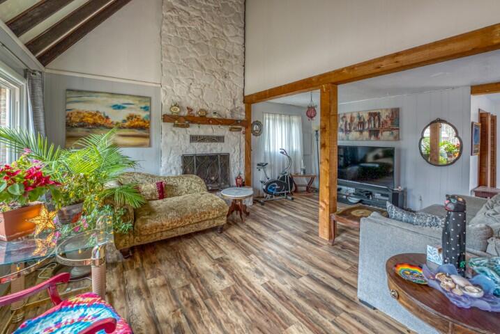 219 Bay Shore Drive Property Photo 16