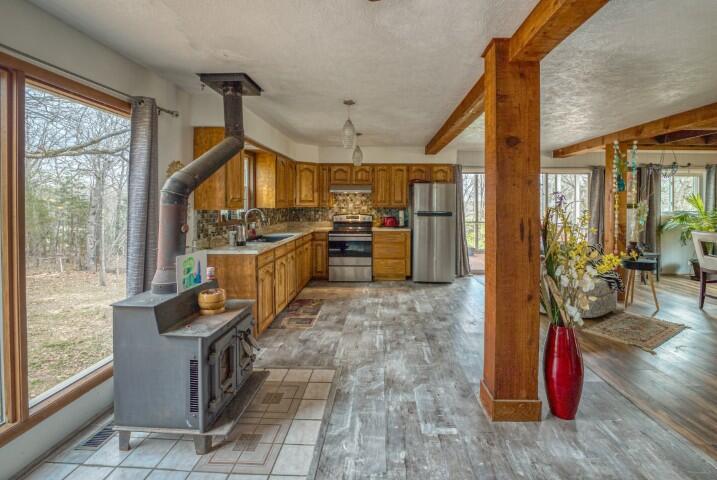 219 Bay Shore Drive Property Photo 23