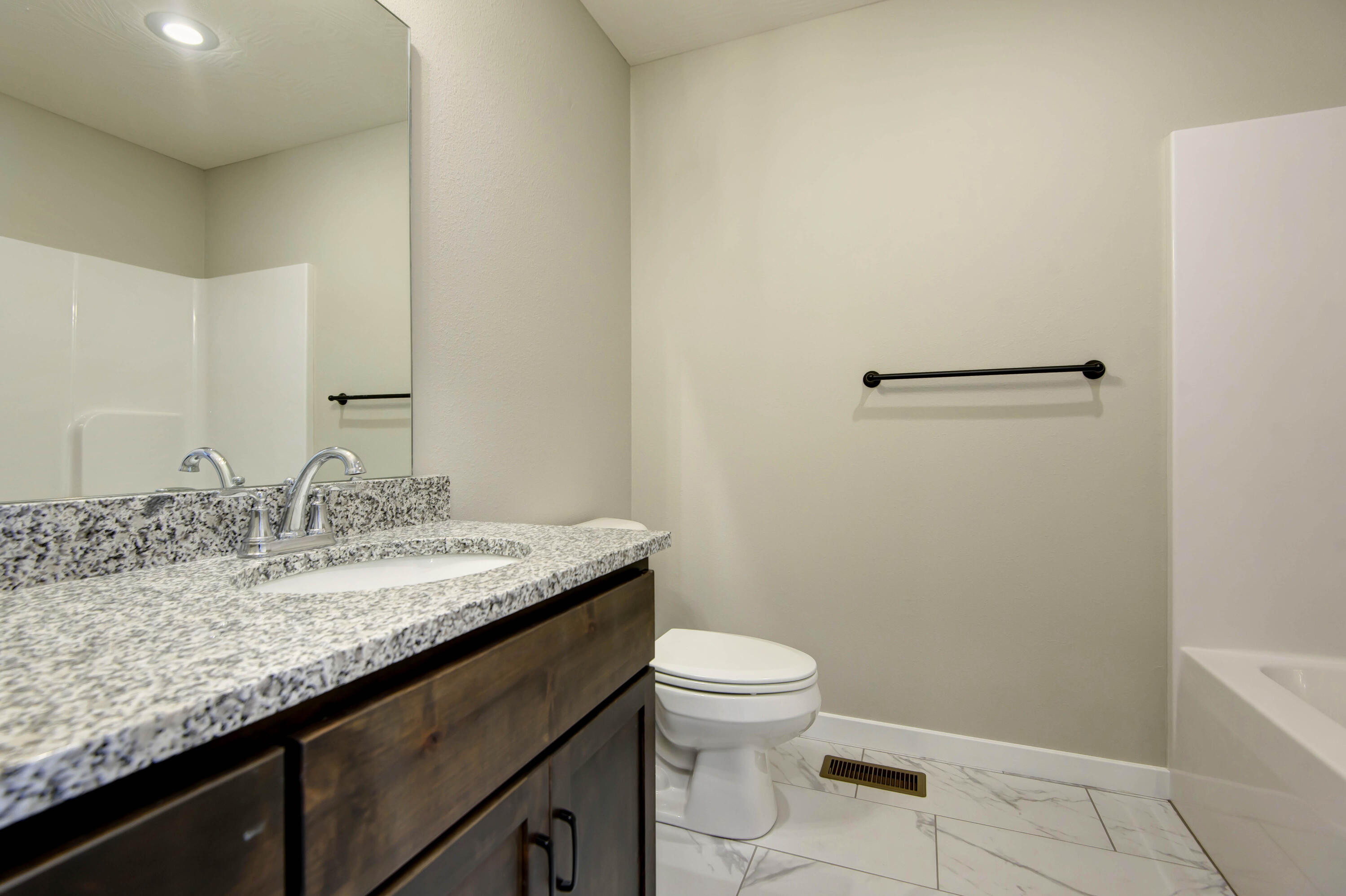5849 South Canterbury Lane Property Photo 12