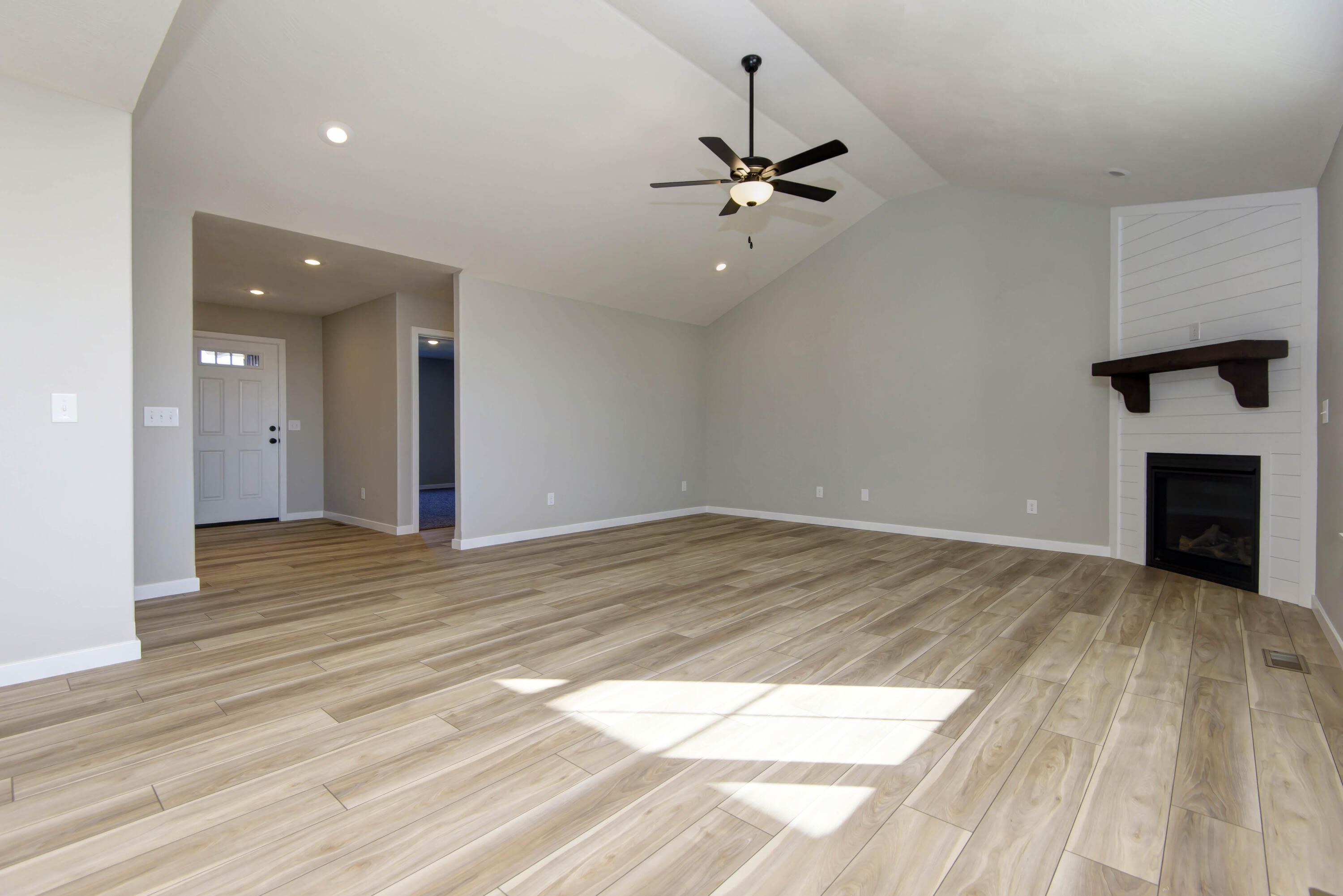 5849 South Canterbury Lane Property Photo 16