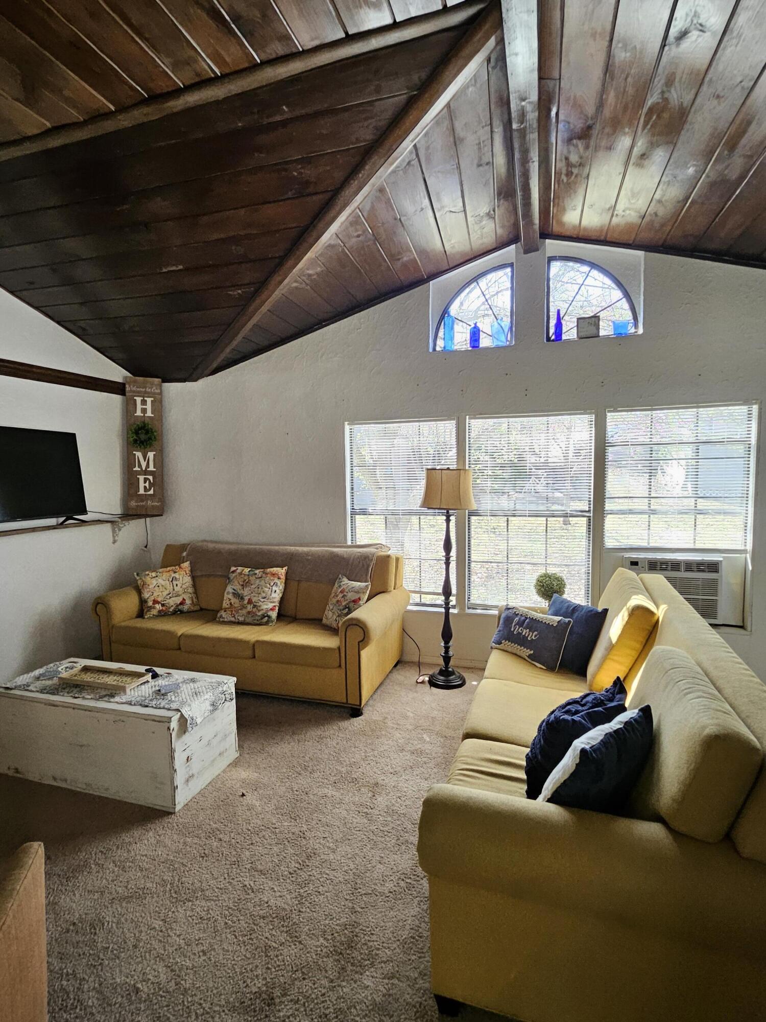 118 Woodward Drive Property Photo 7
