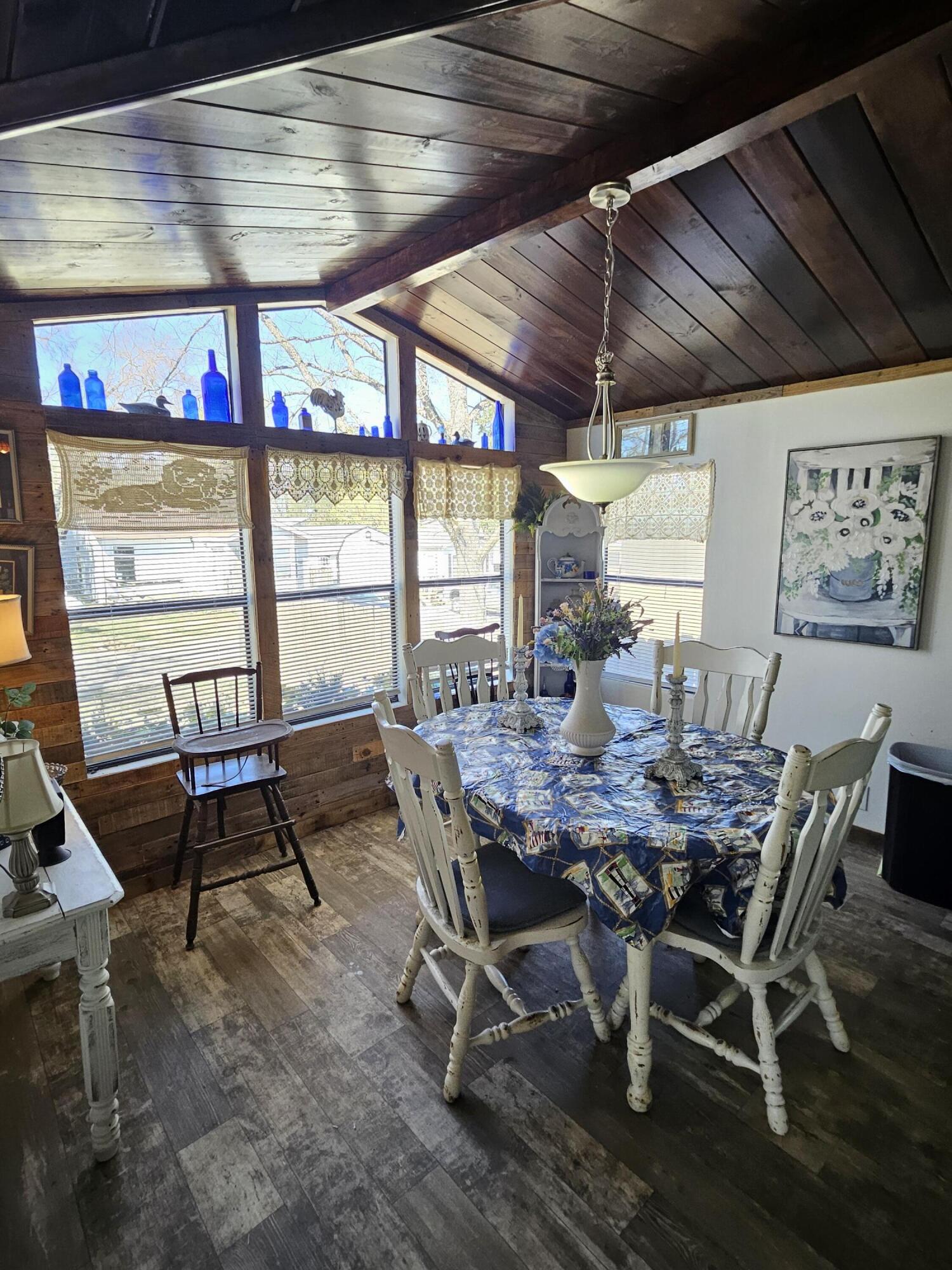 118 Woodward Drive Property Photo 14