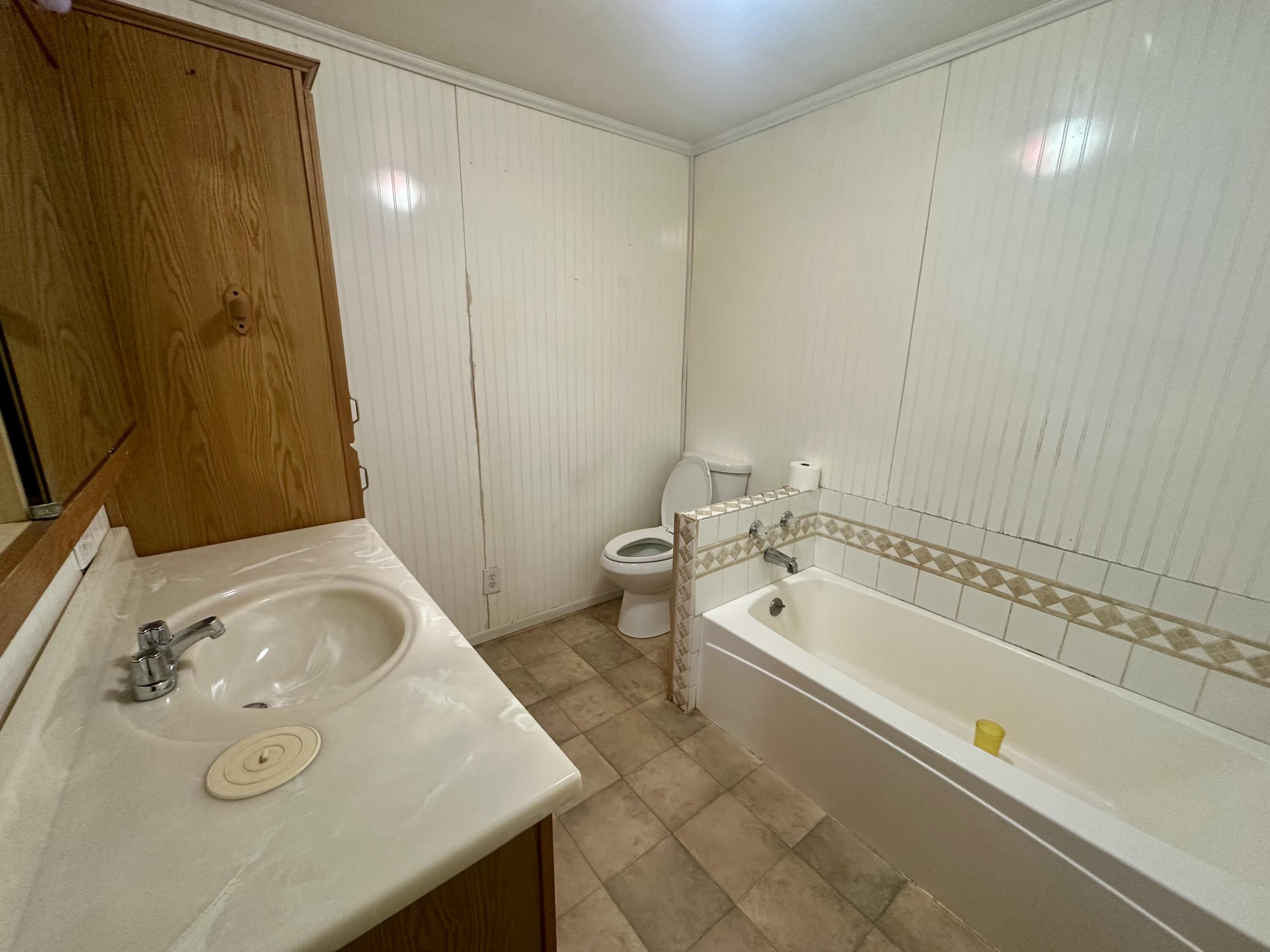 20119 Highway Z Property Photo 12
