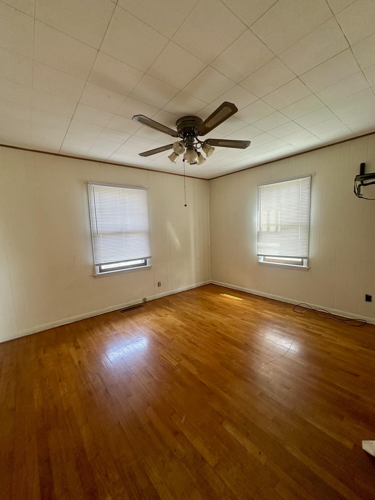20119 Highway Z Property Photo 16