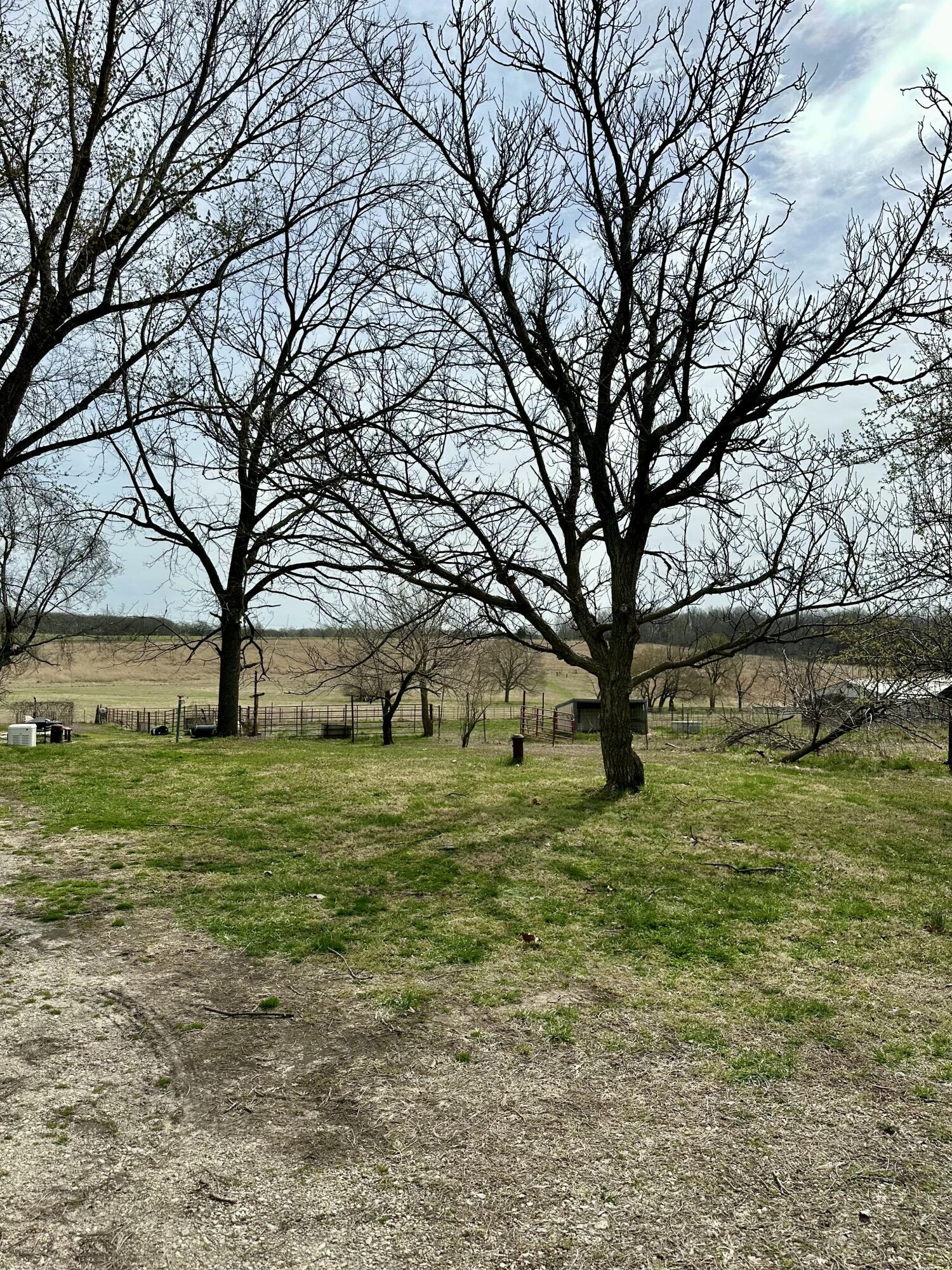 20119 Highway Z Property Photo 23