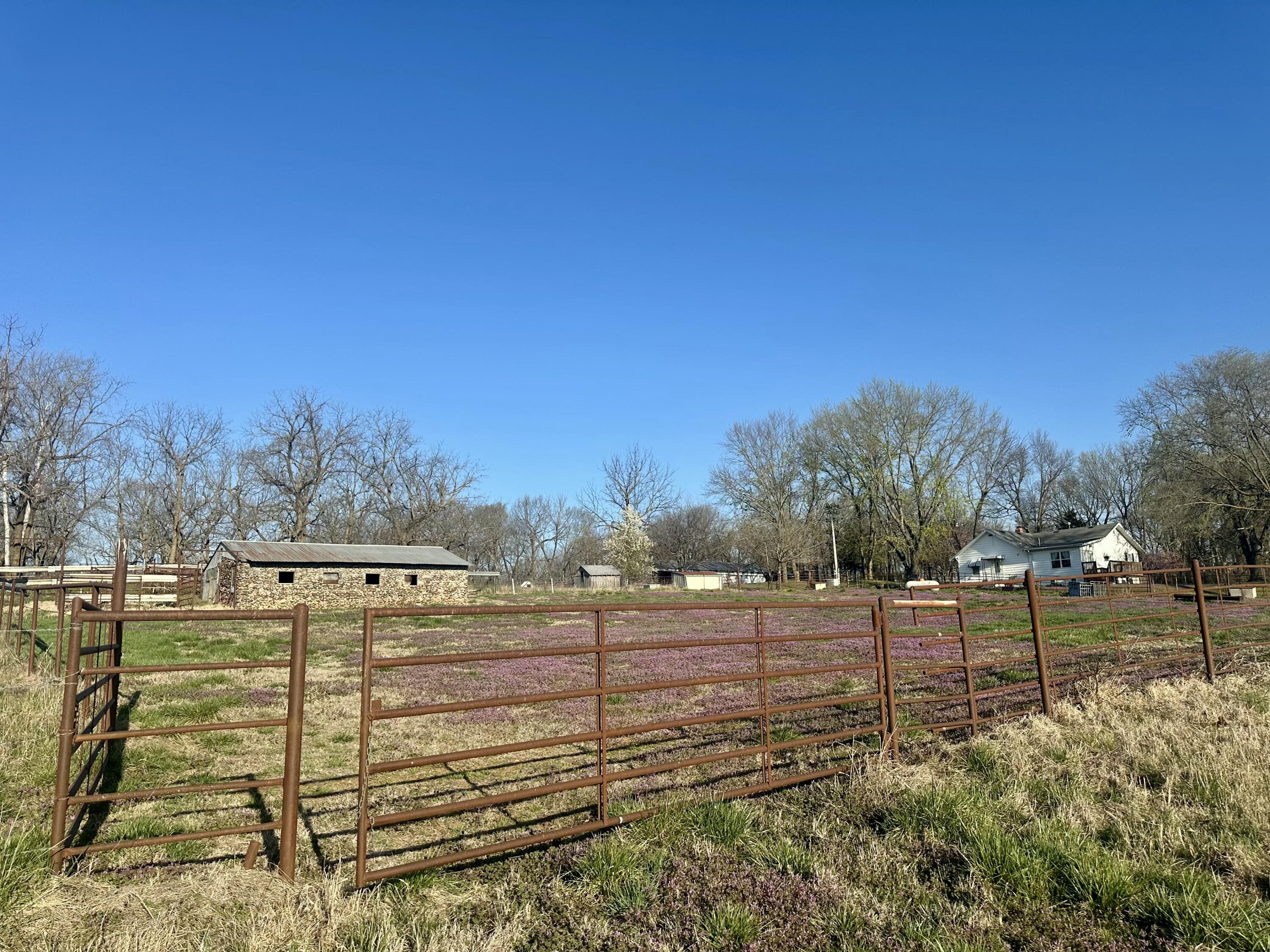 20119 Highway Z Property Photo 36