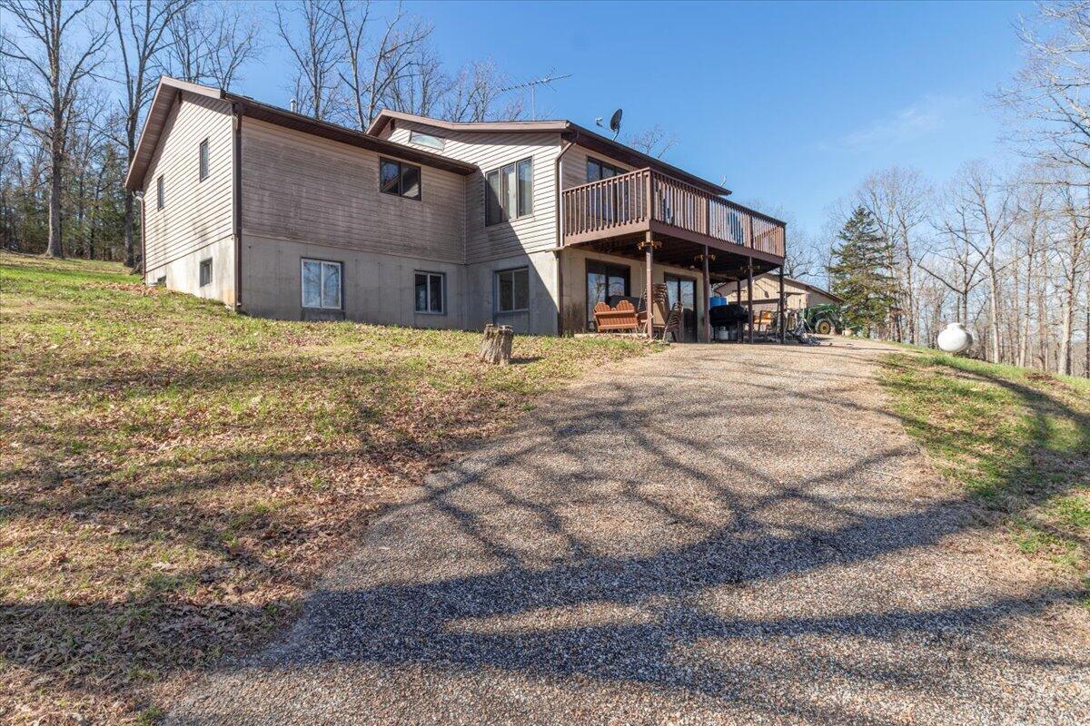137 Schieler Lane Property Photo 3
