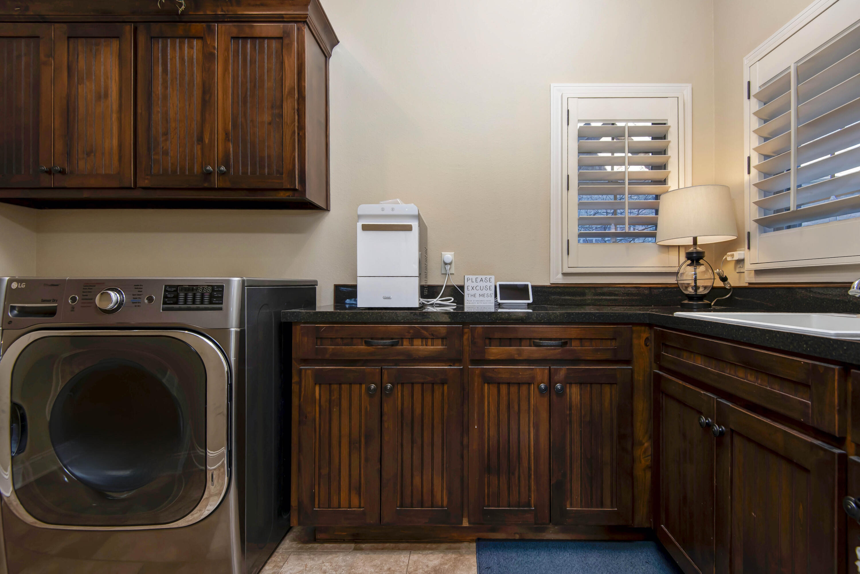 6006 Merion Drive Property Photo 17