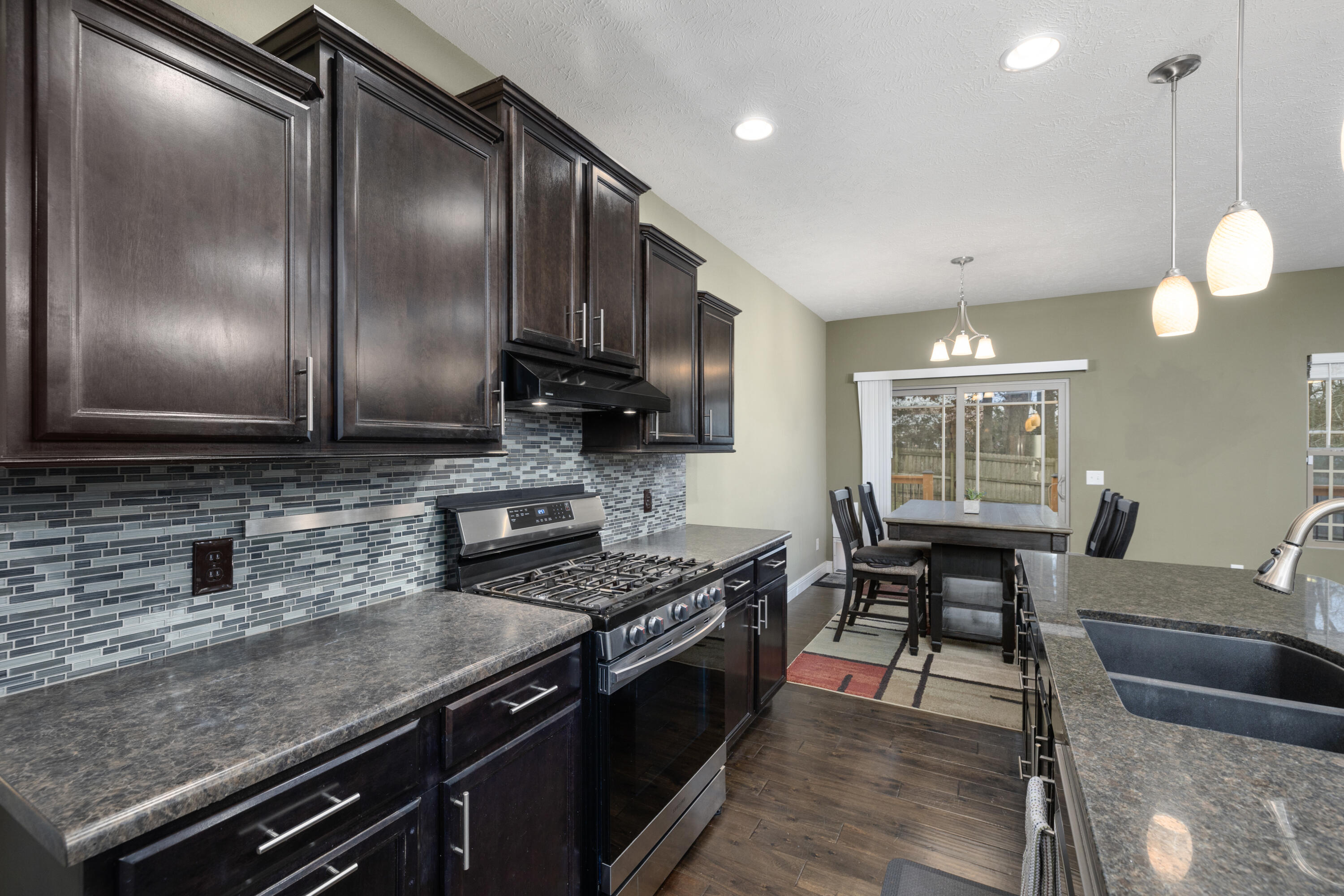 1306 West Millpond Drive Property Photo 12