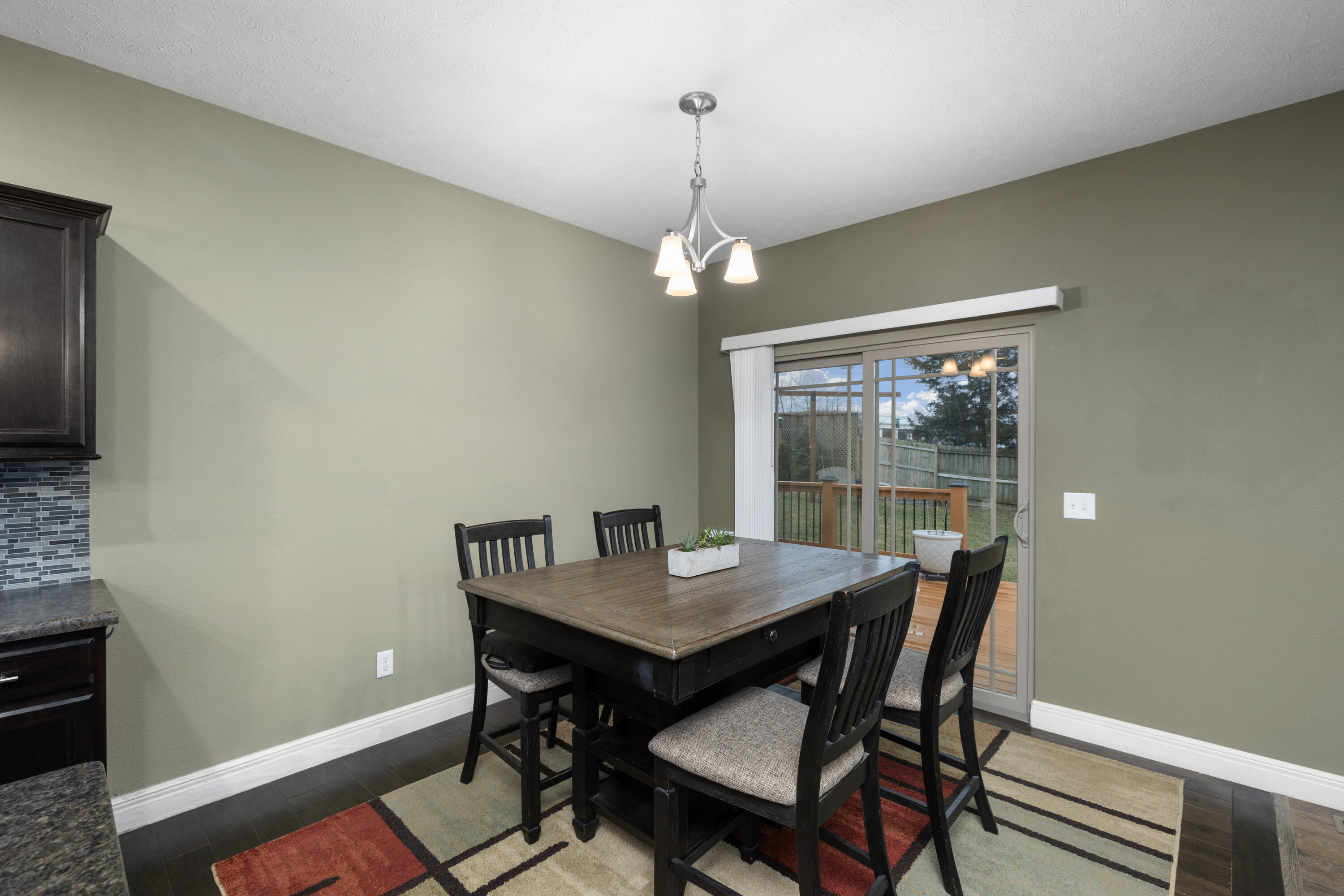 1306 West Millpond Drive Property Photo 13