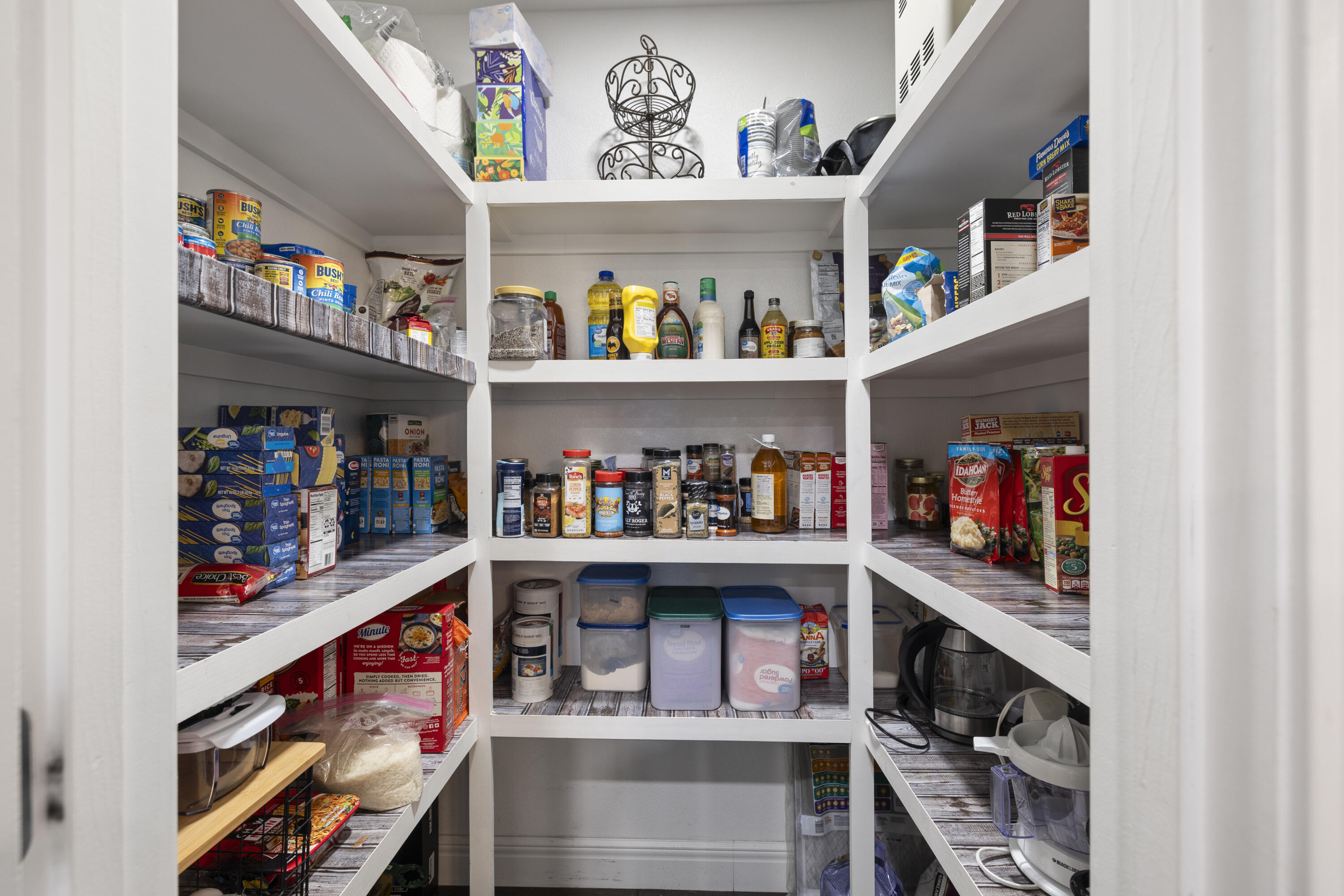 1306 West Millpond Drive Property Photo 14
