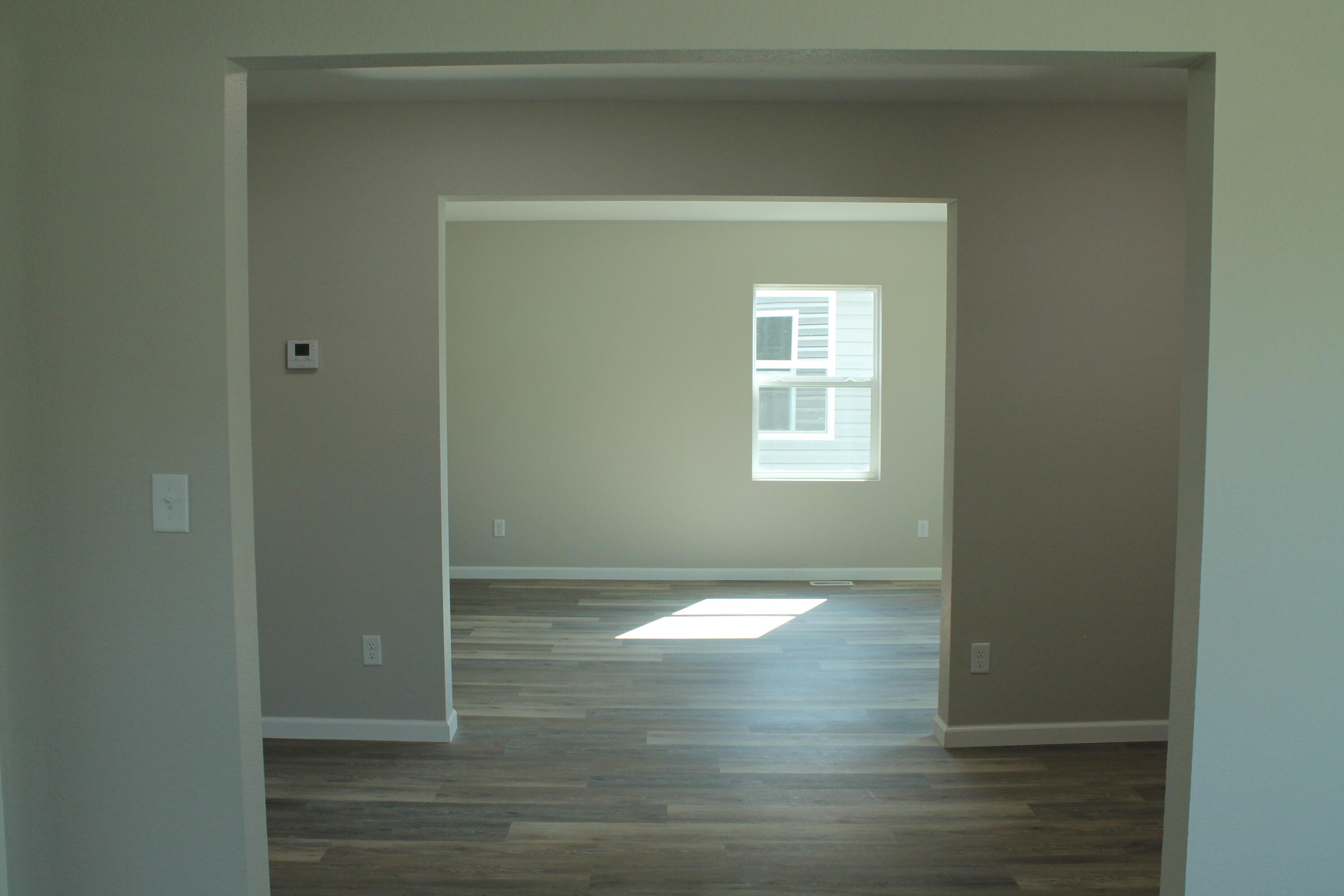 435 West Division Street Property Photo 12