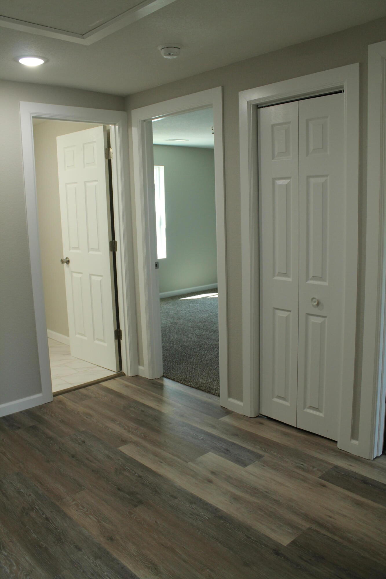 435 West Division Street Property Photo 50
