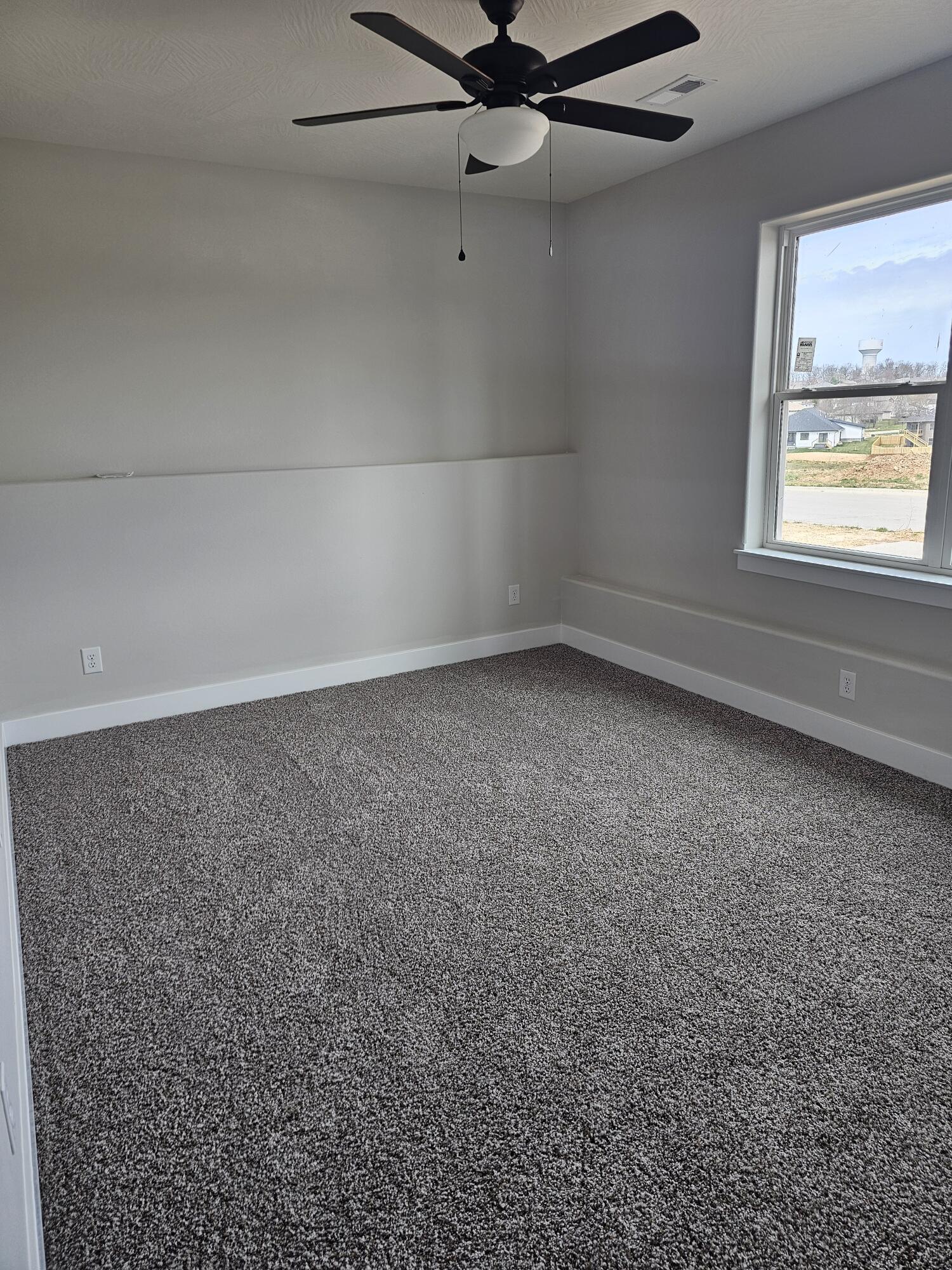 2720 West Osprey Property Photo 5