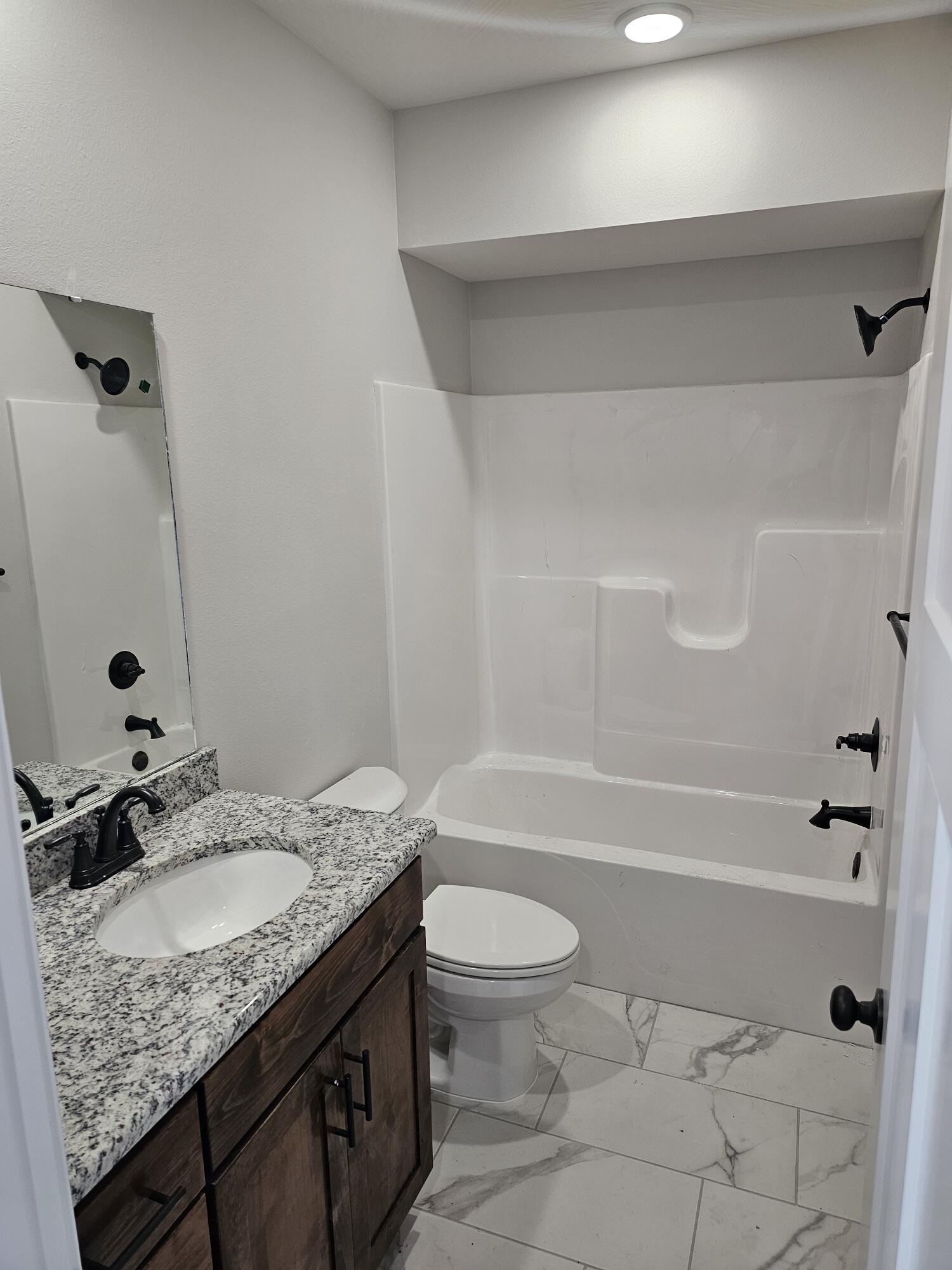 2720 West Osprey Property Photo 11