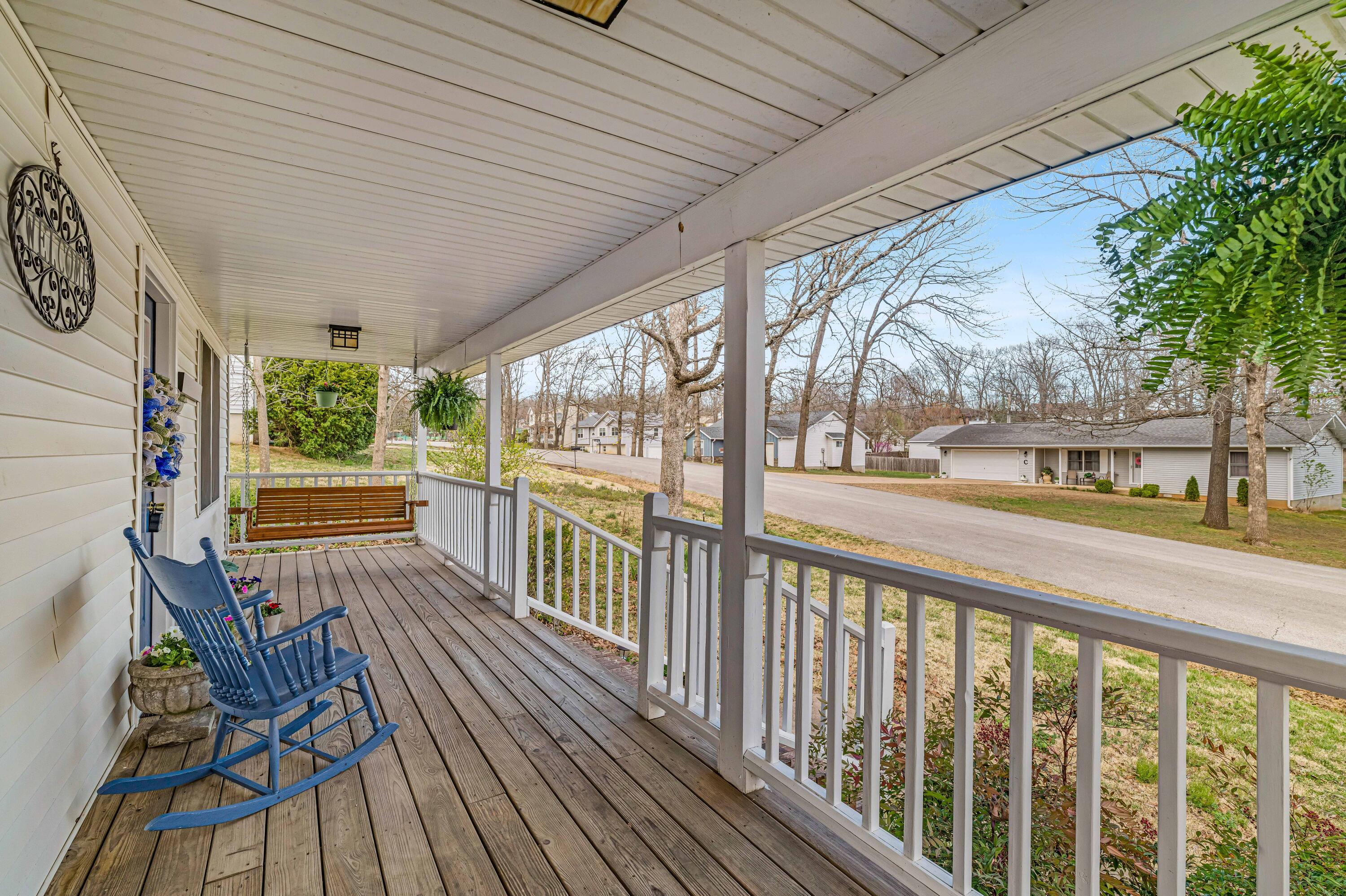 2505 Courtney Place Property Photo 3
