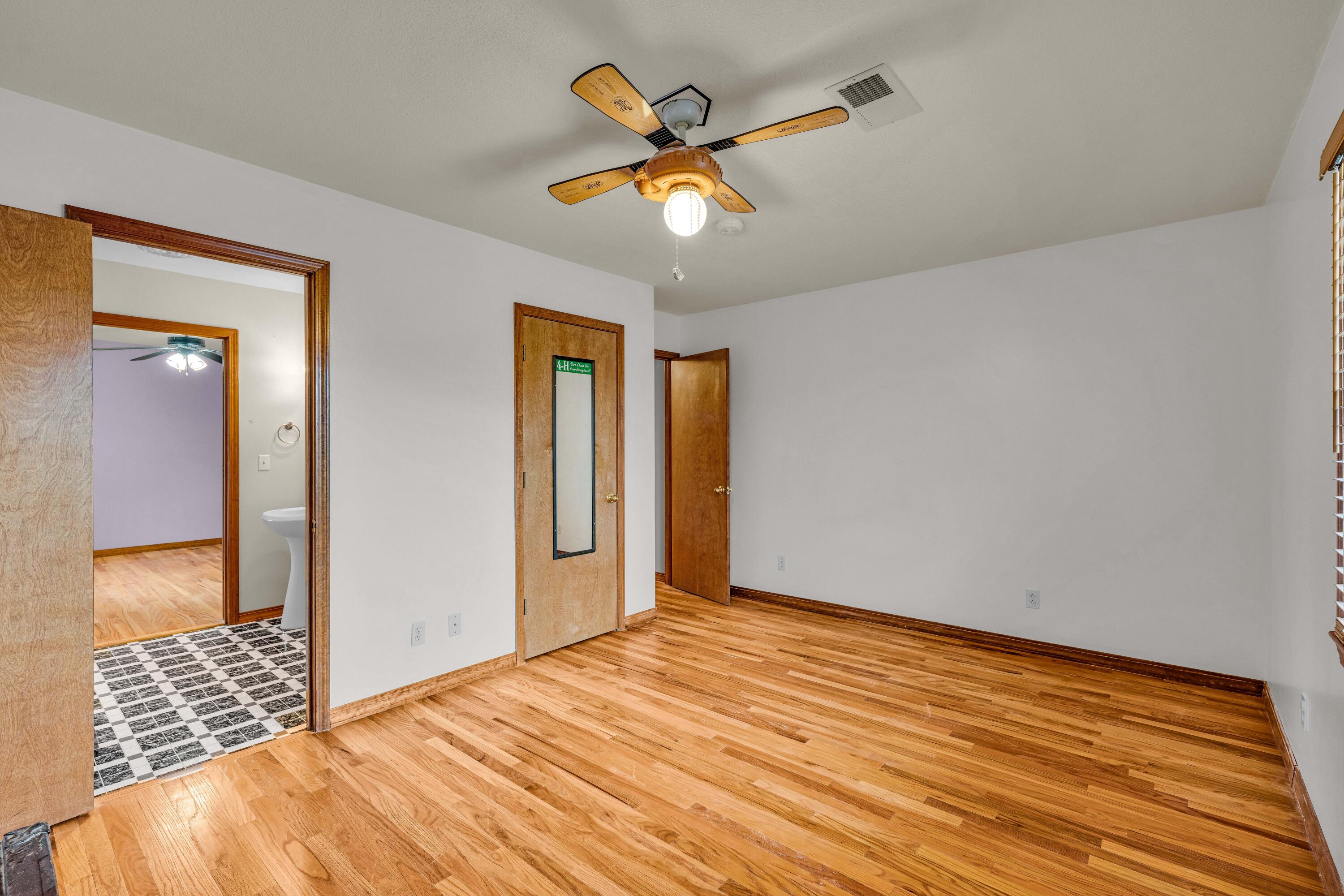 2505 Courtney Place Property Photo 16