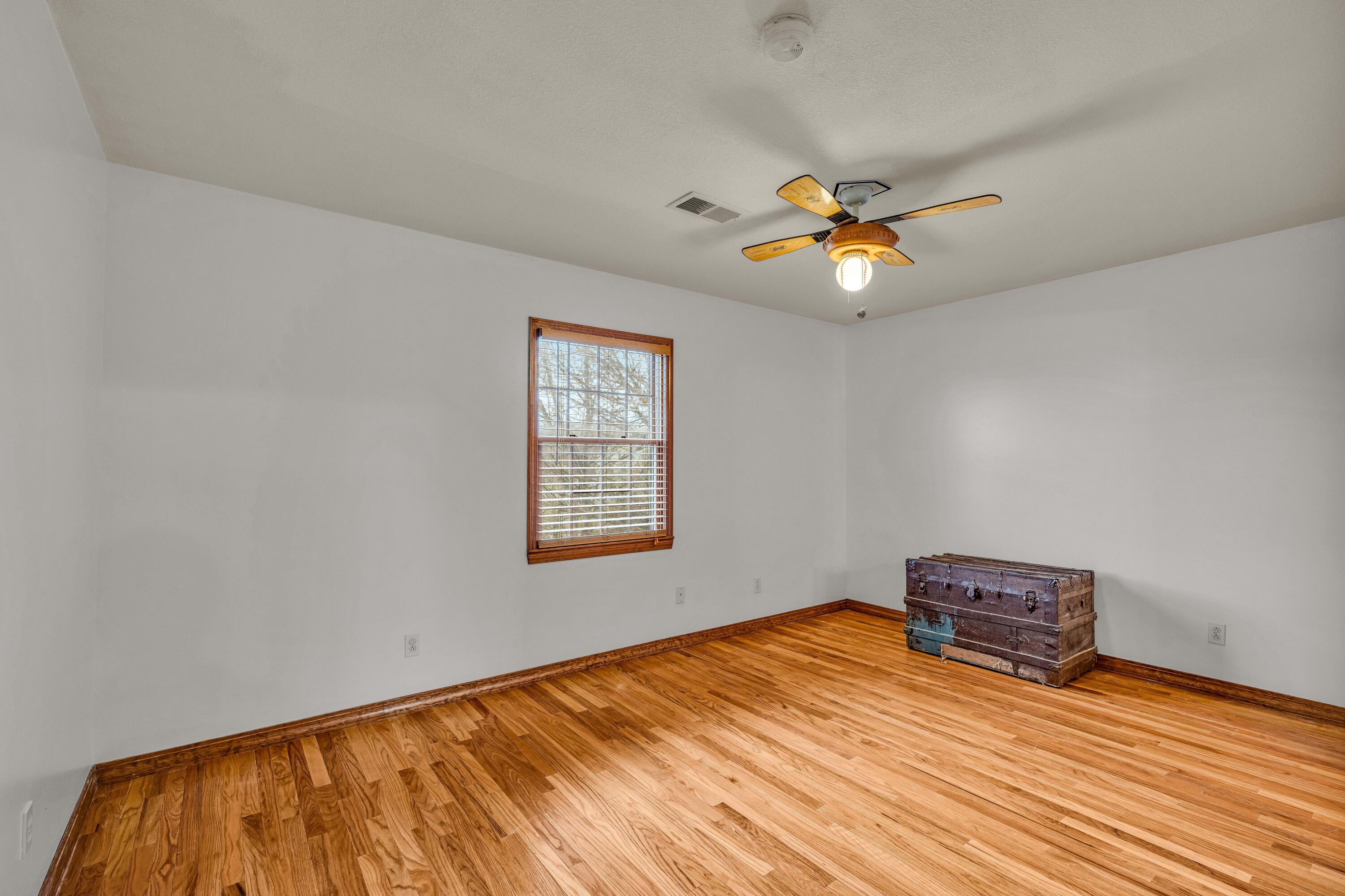 2505 Courtney Place Property Photo 17