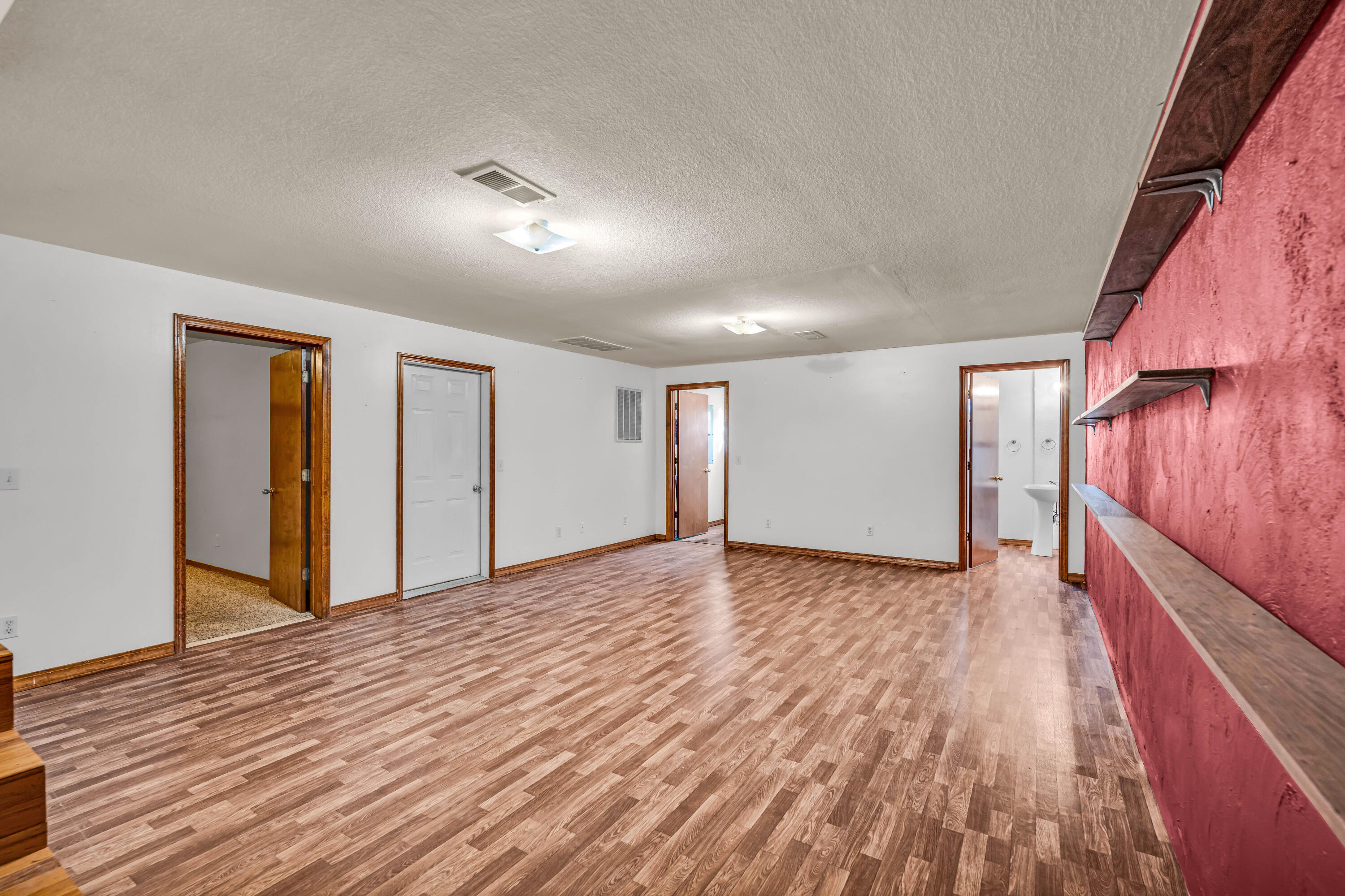 2505 Courtney Place Property Photo 24