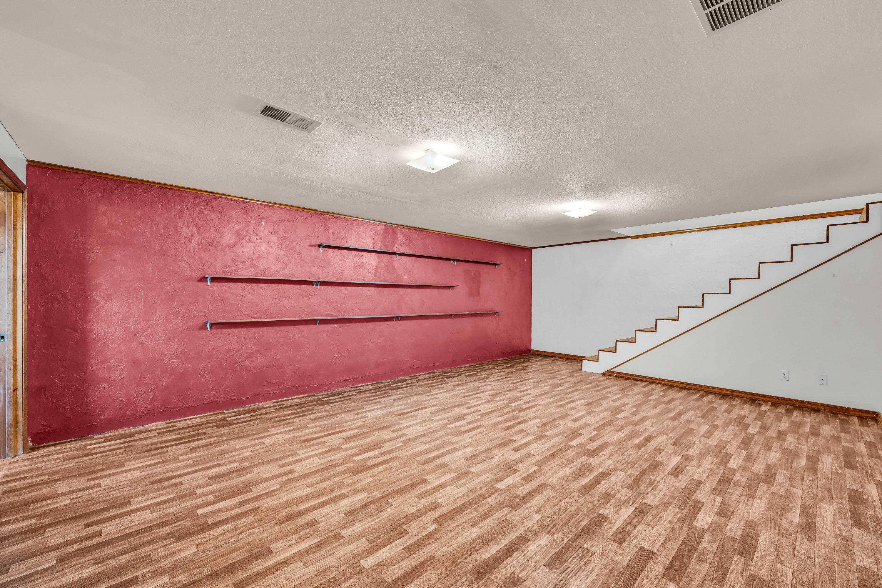 2505 Courtney Place Property Photo 25