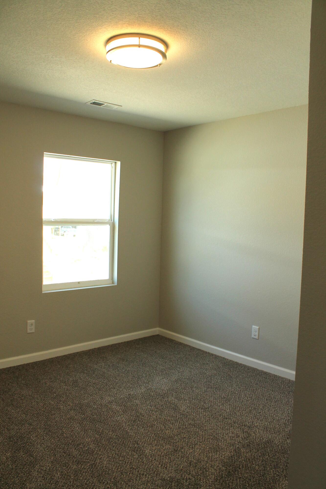 425 West Division Street Property Photo 12