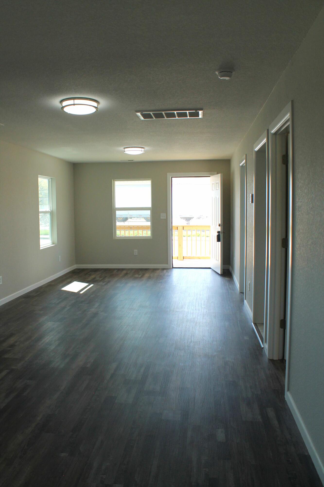 425 West Division Street Property Photo 18