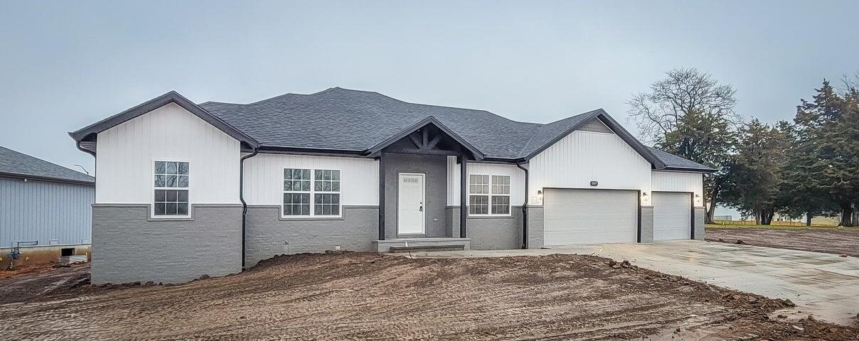 Clever Real Estate Listings Main Image