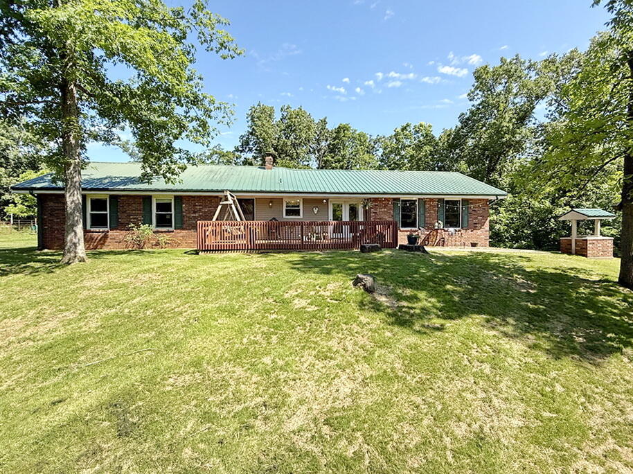 9215 East 54 Highway Property Photo 2