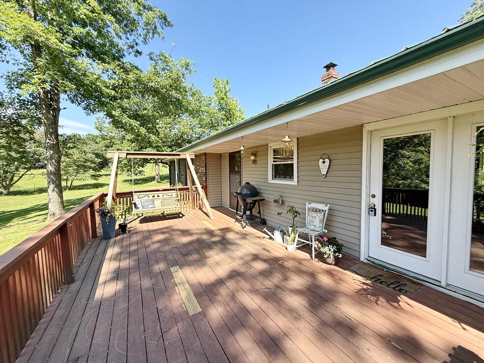 9215 East 54 Highway Property Photo 6