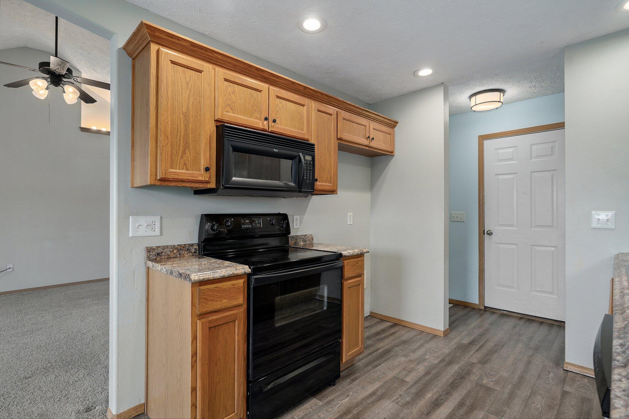 511 West Woodbine Rd Road Property Photo 11