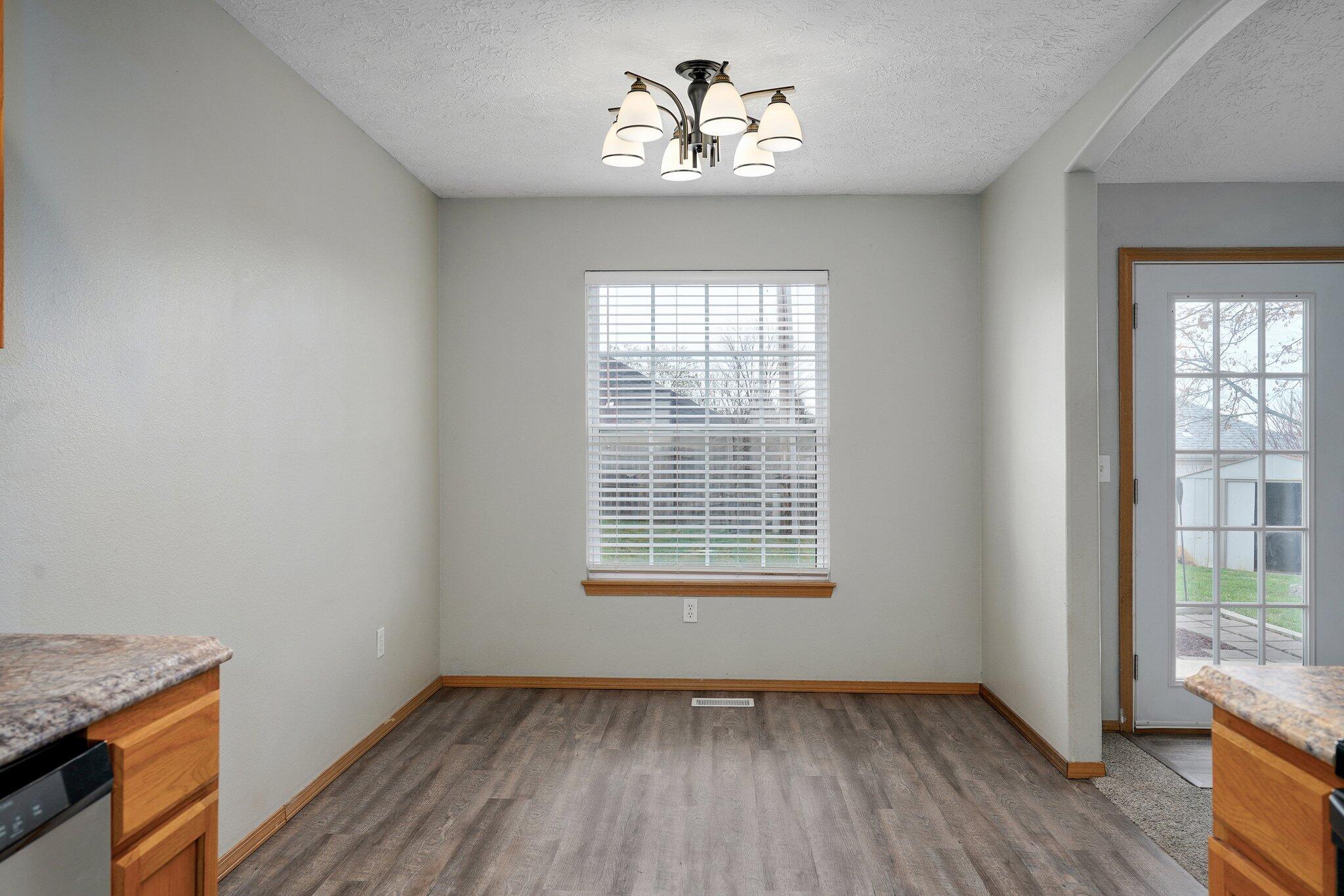 511 West Woodbine Rd Road Property Photo 12