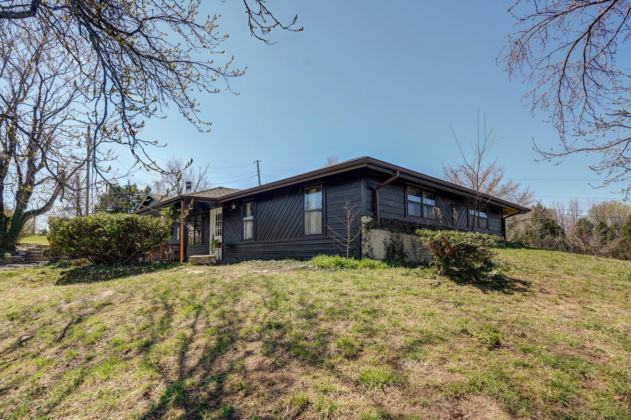 1401 Rockhill Circle Property Photo 27