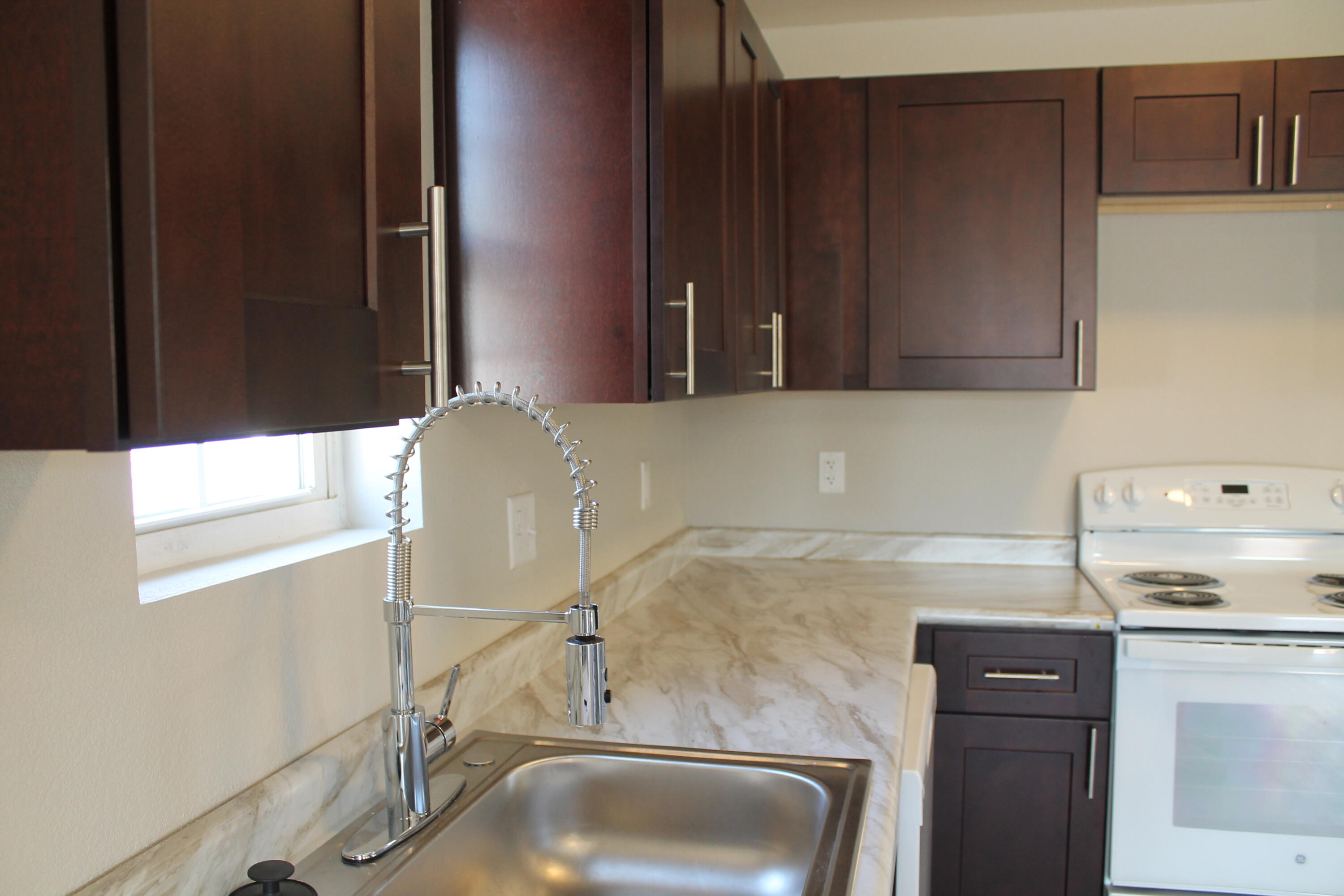 423 West Division Street Property Photo 24