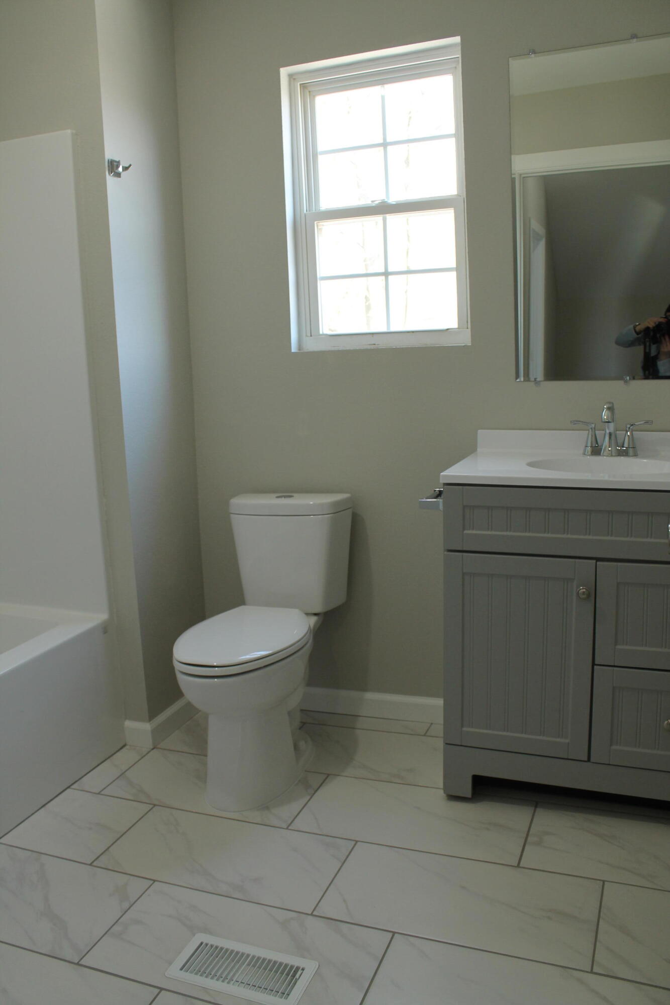 423 West Division Street Property Photo 41