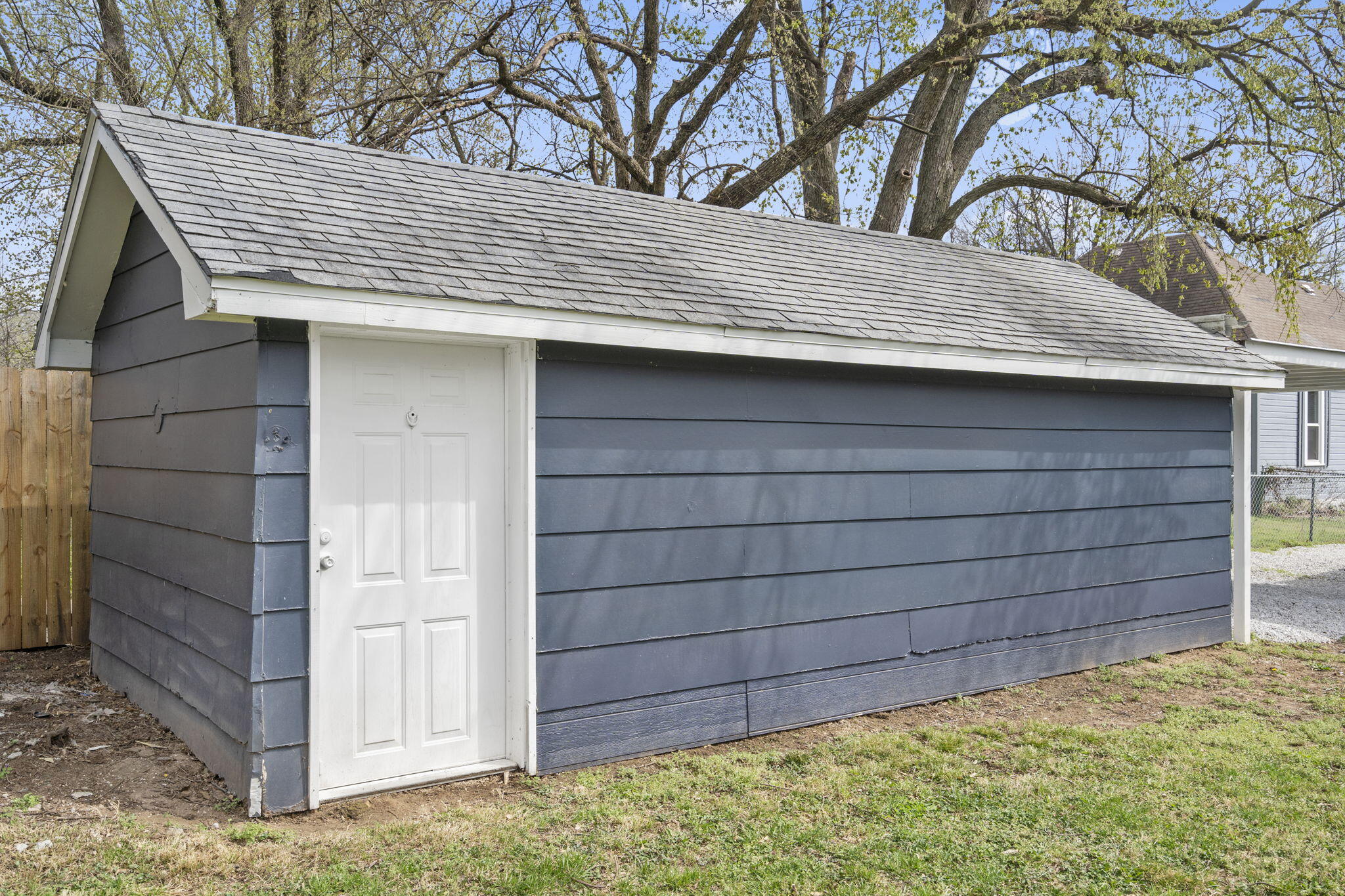 1037 West Monroe Terrace Property Photo 24
