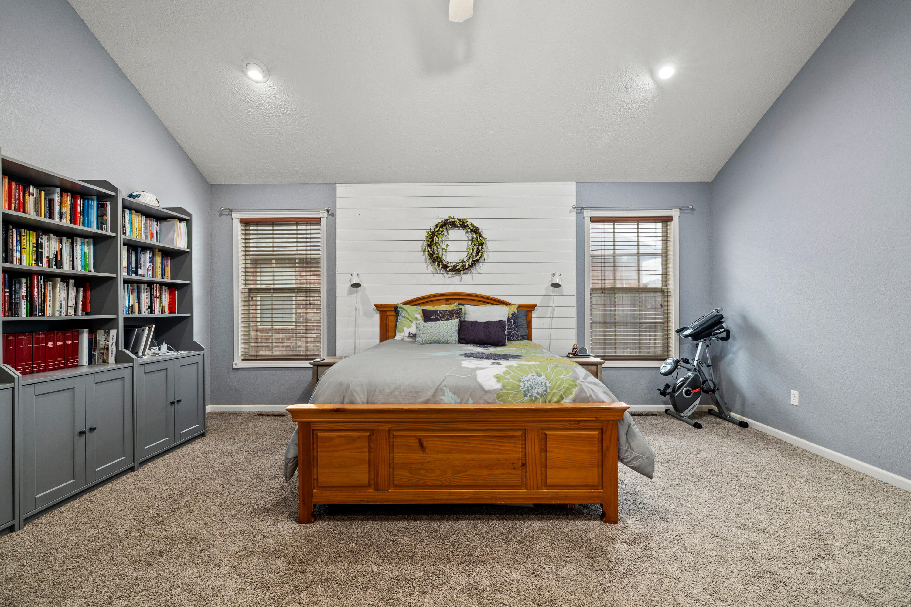 445 East Sequoia Street Property Photo 17