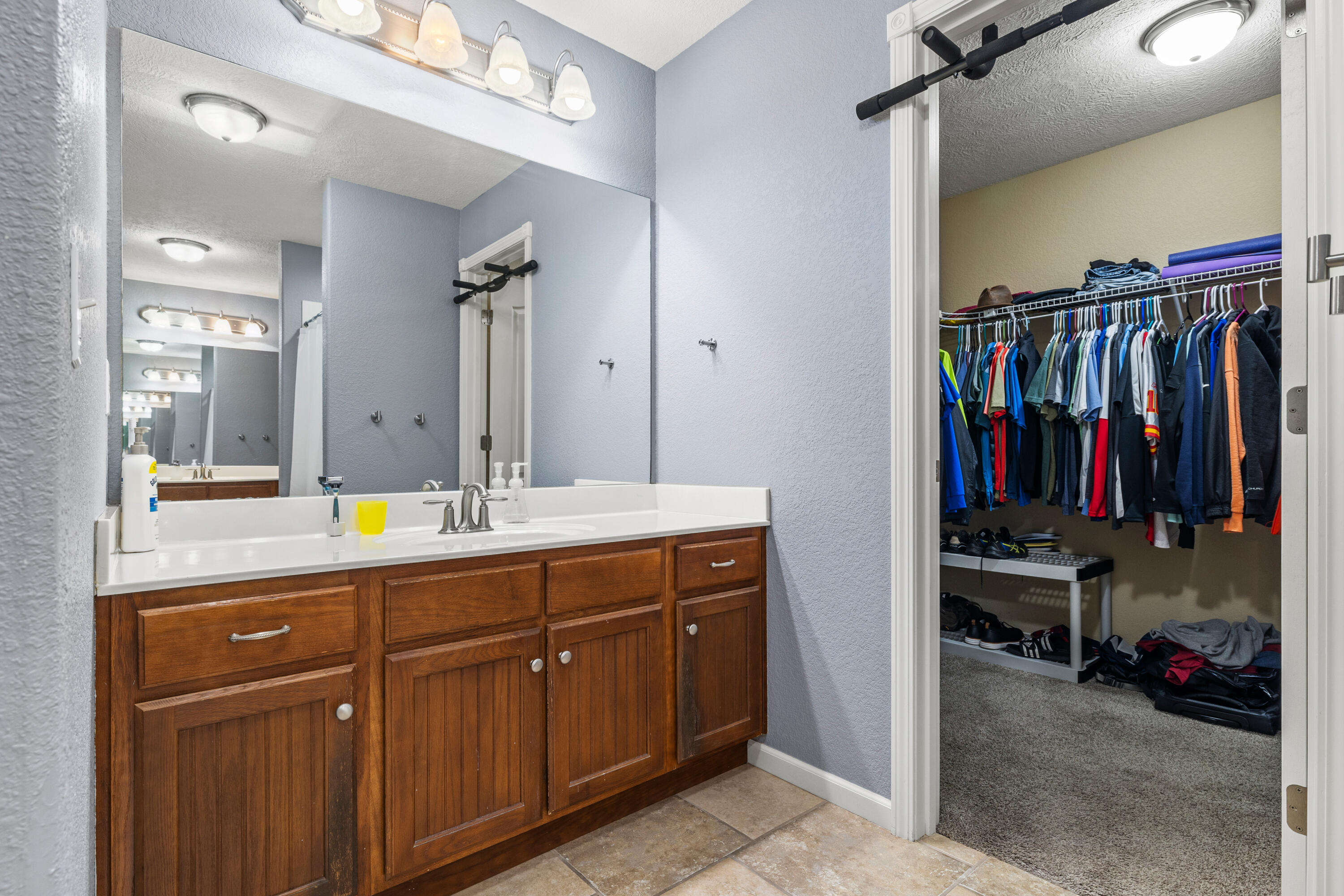 445 East Sequoia Street Property Photo 18