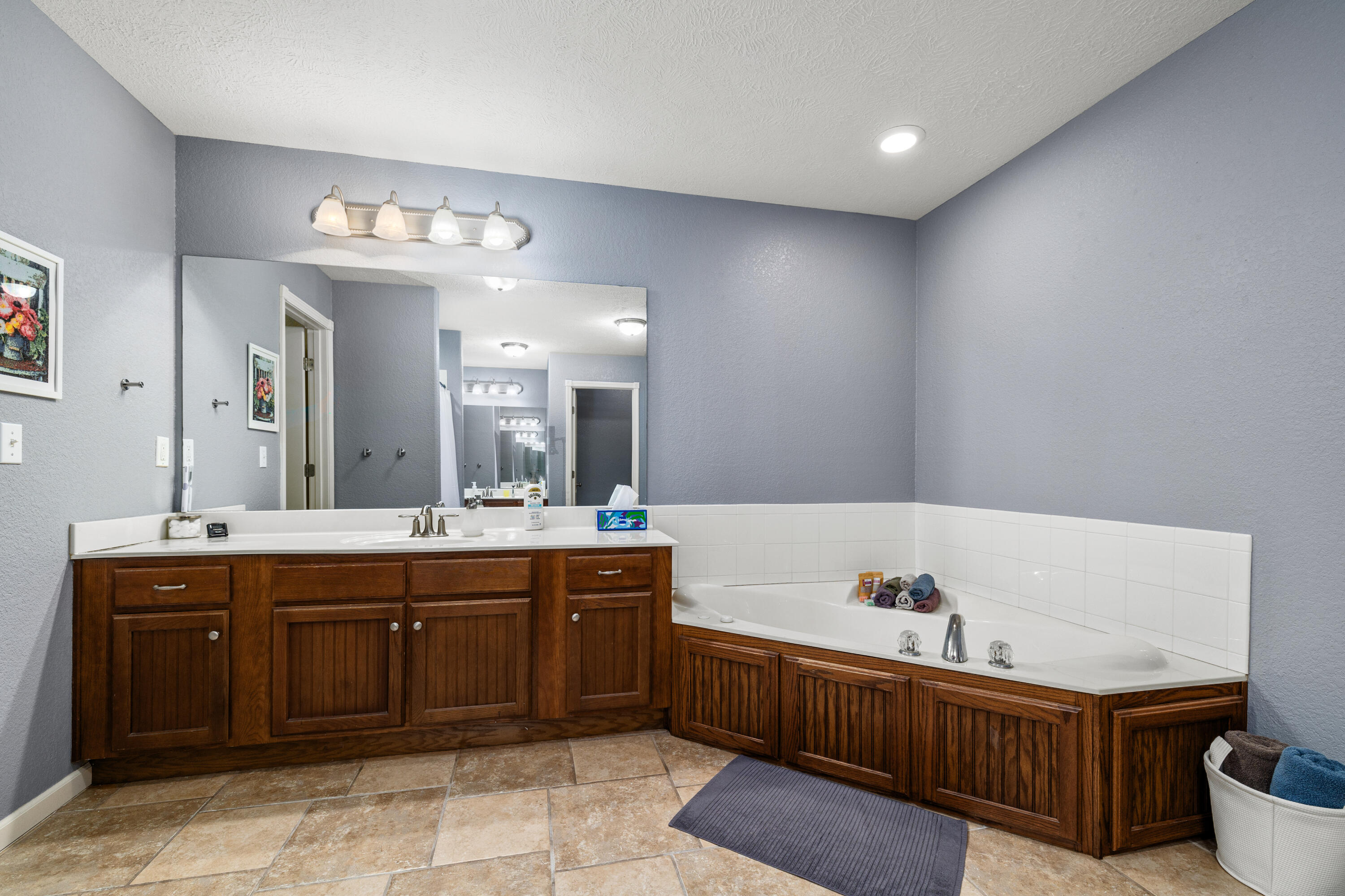 445 East Sequoia Street Property Photo 19